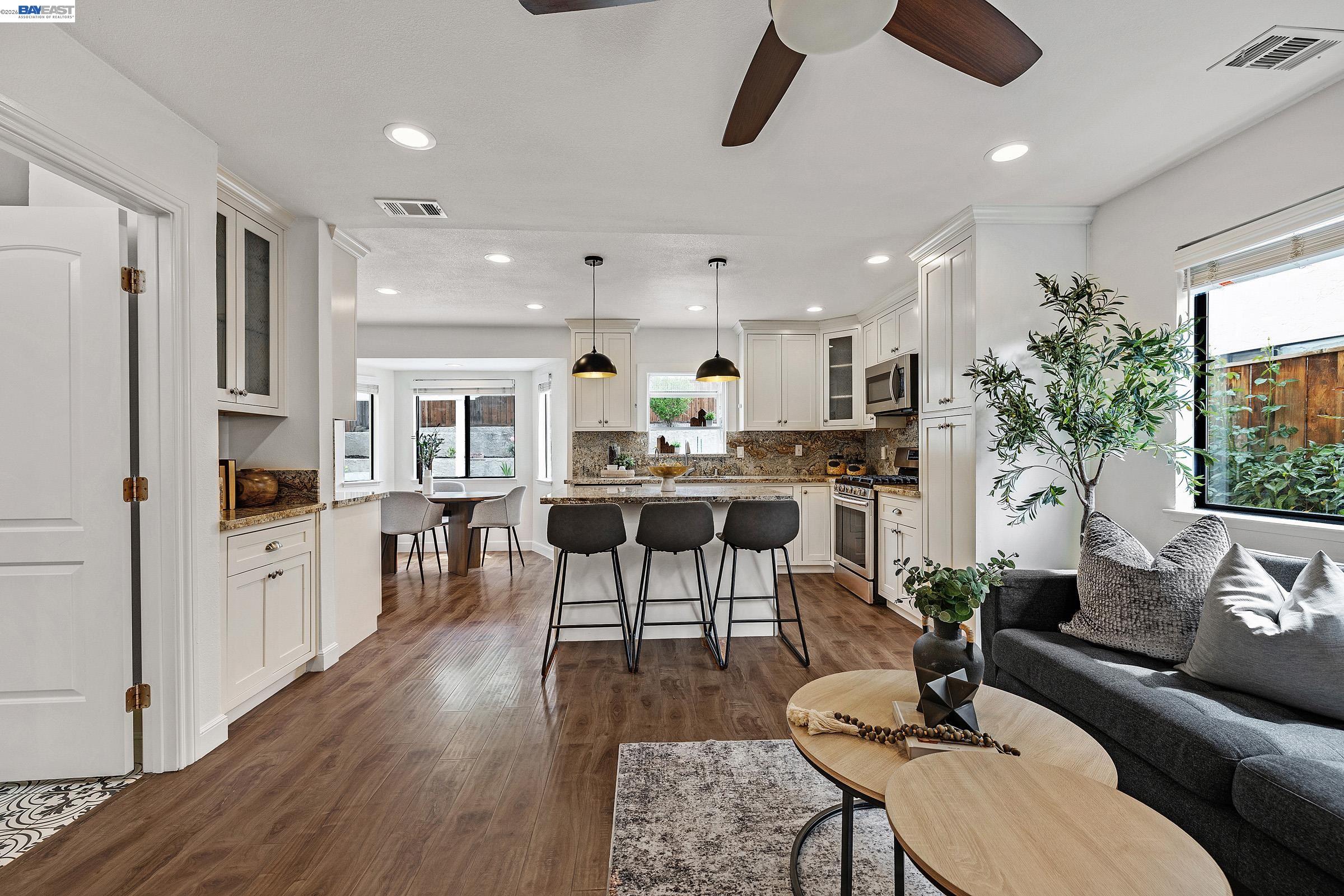 Detail Gallery Image 1 of 36 For 3286 Whitesand Court, San Jose,  CA 95148 - 3 Beds | 3 Baths