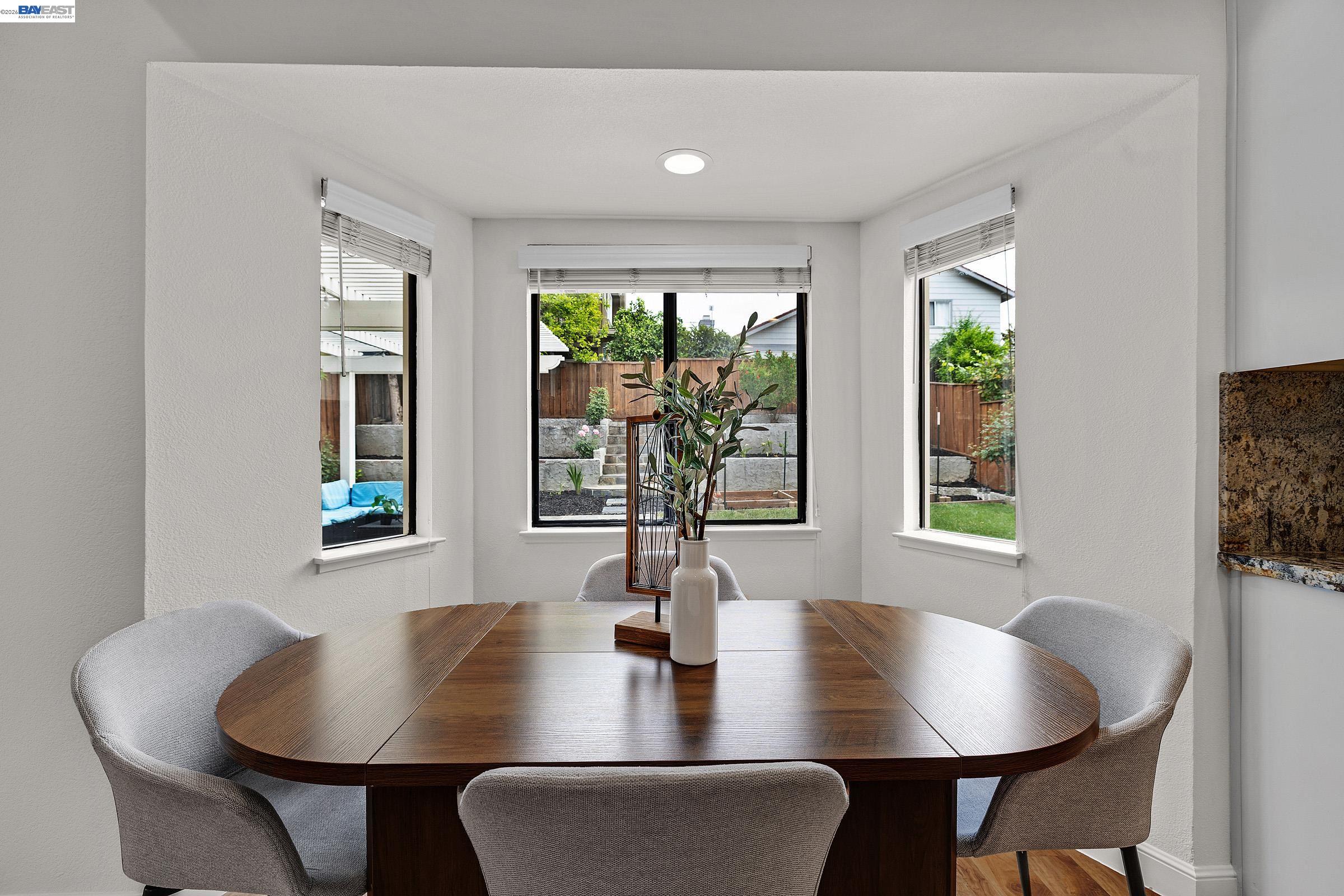 Detail Gallery Image 9 of 36 For 3286 Whitesand Court, San Jose,  CA 95148 - 3 Beds | 3 Baths