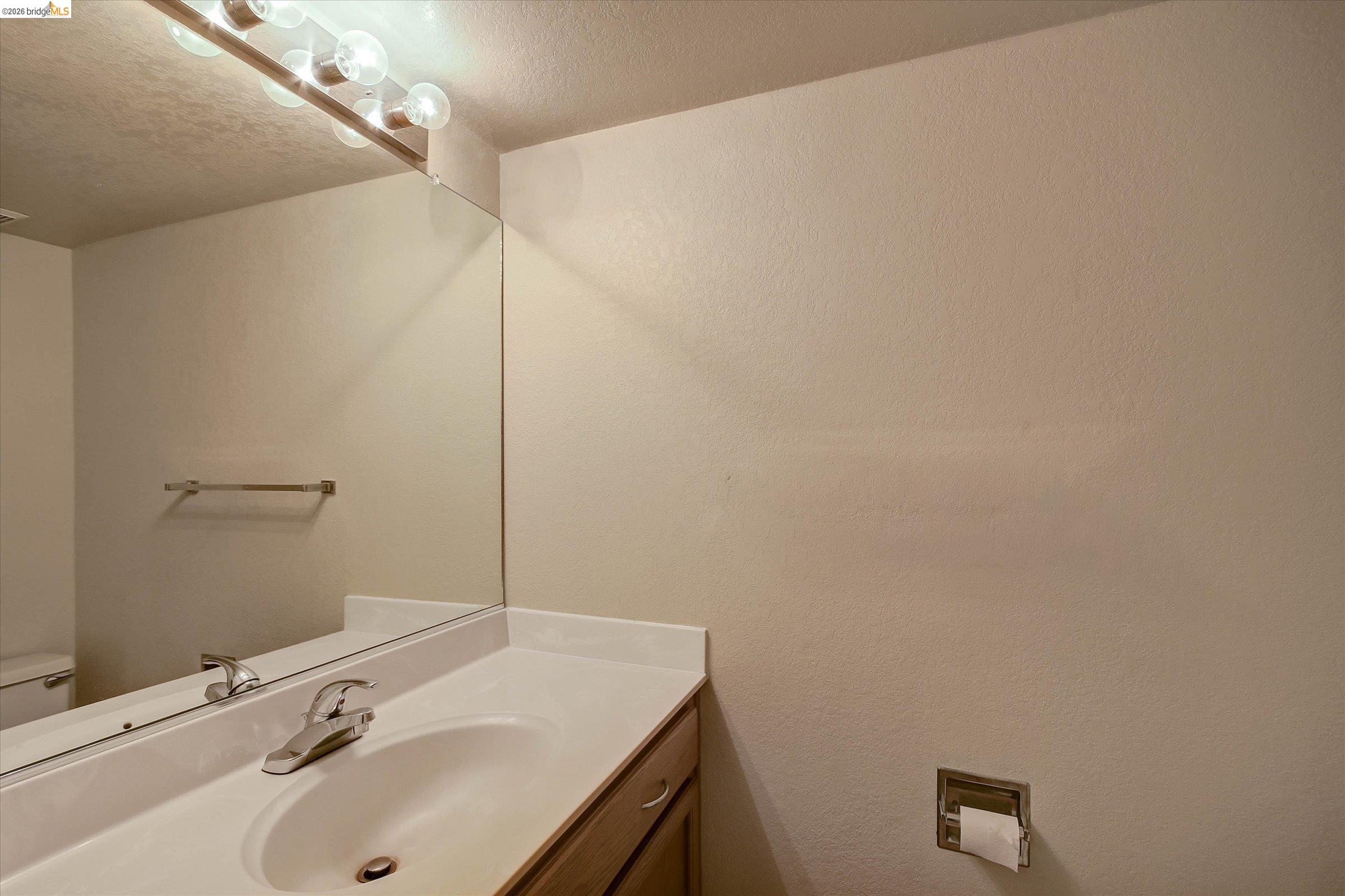 Photo #10: 41130499 Listing: Photo #10