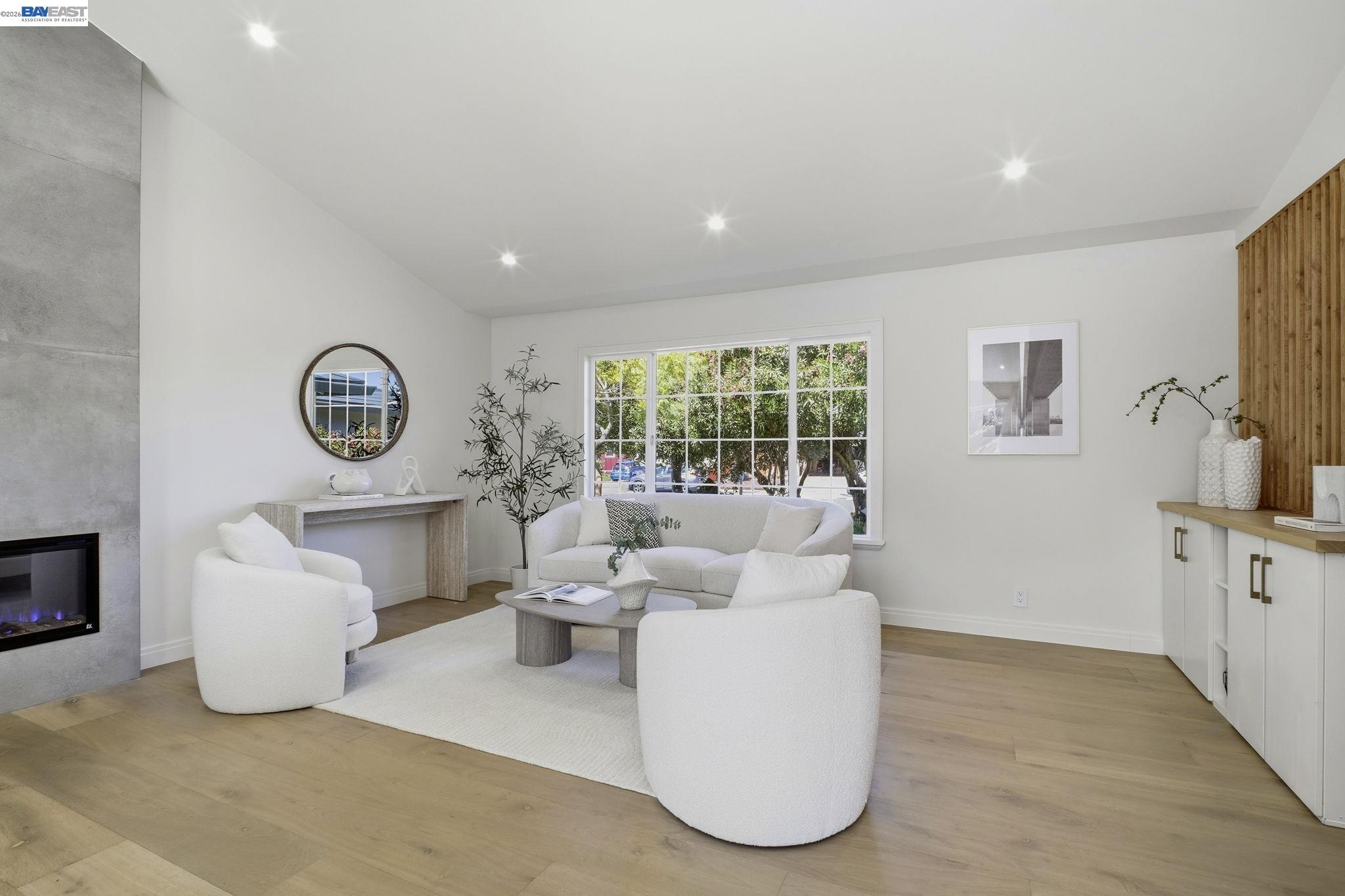 Detail Gallery Image 13 of 39 For 7574 Birkdale Dr, Newark,  CA 94560 - 5 Beds | 2/1 Baths