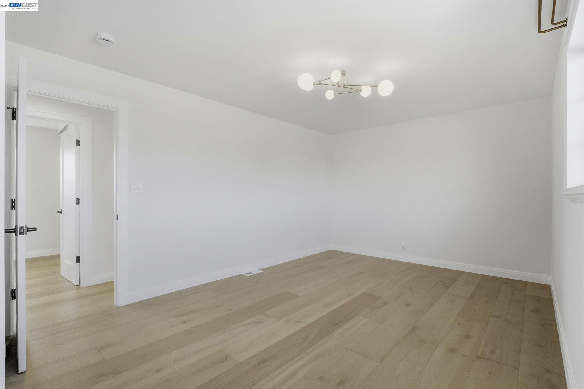 Detail Gallery Image 26 of 39 For 7574 Birkdale Dr, Newark,  CA 94560 - 5 Beds | 2/1 Baths