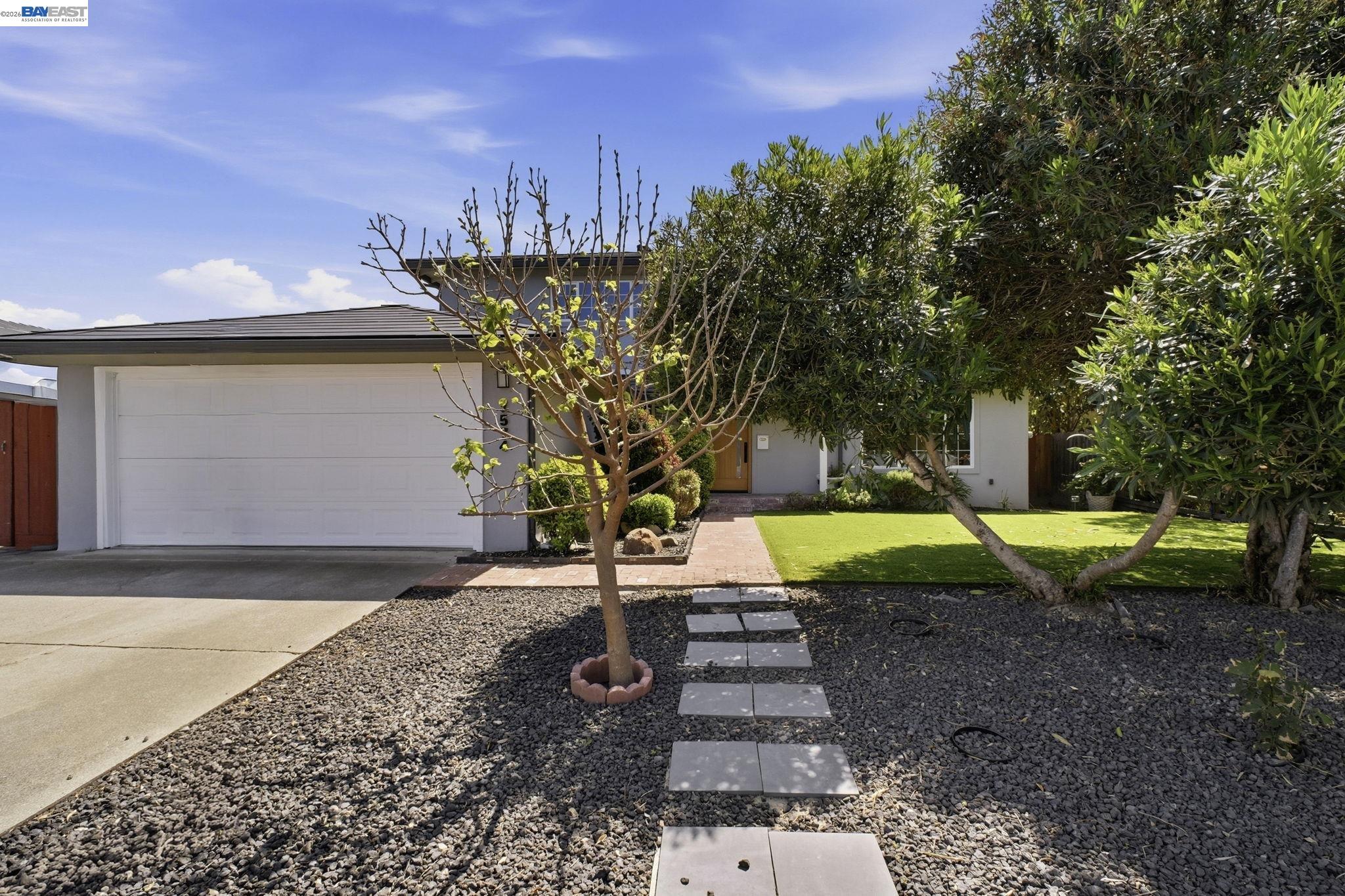 Detail Gallery Image 36 of 39 For 7574 Birkdale Dr, Newark,  CA 94560 - 5 Beds | 2/1 Baths