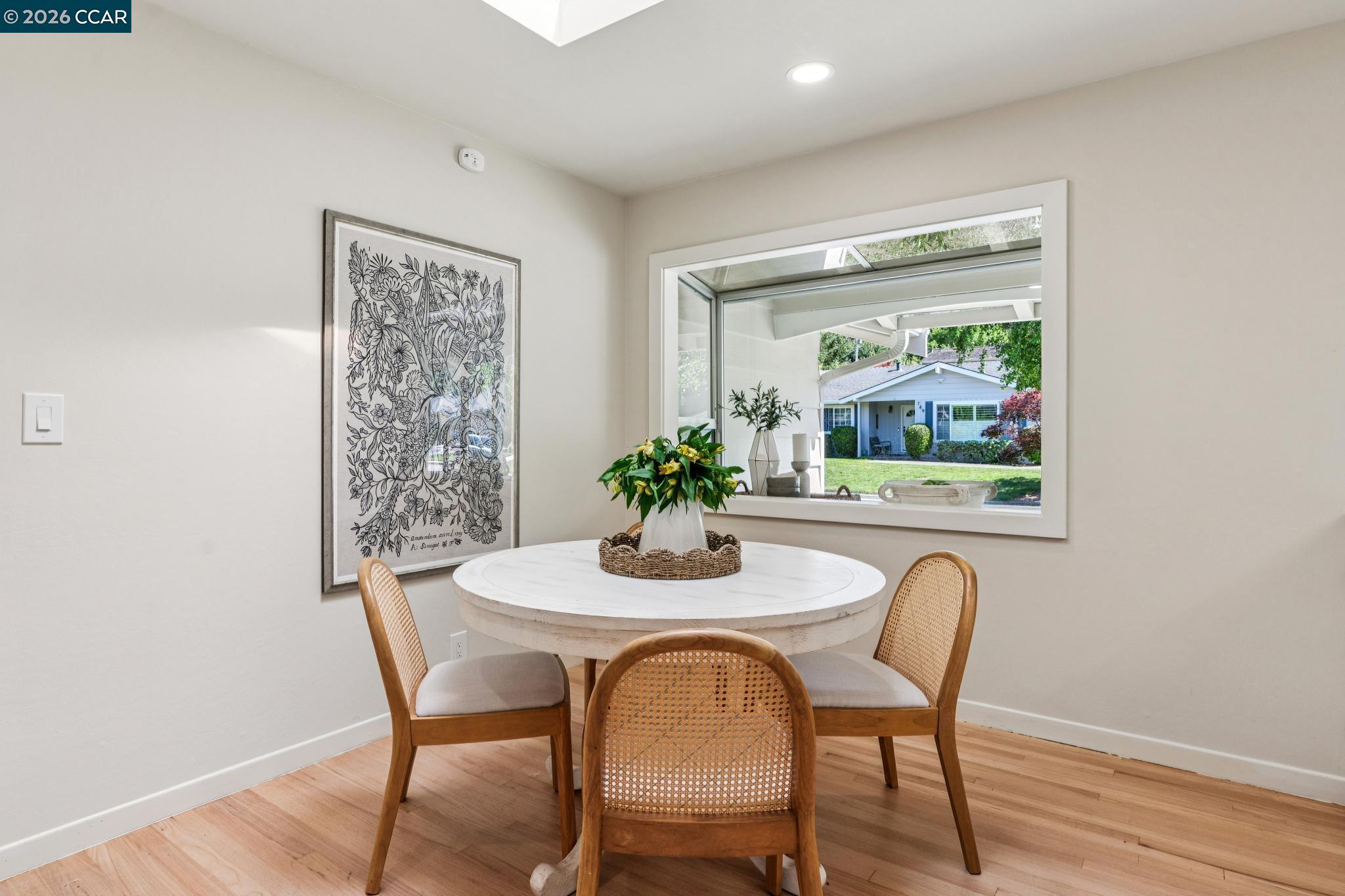 Detail Gallery Image 15 of 36 For 152 Tharp Dr, Moraga,  CA 94556 - 3 Beds | 3 Baths