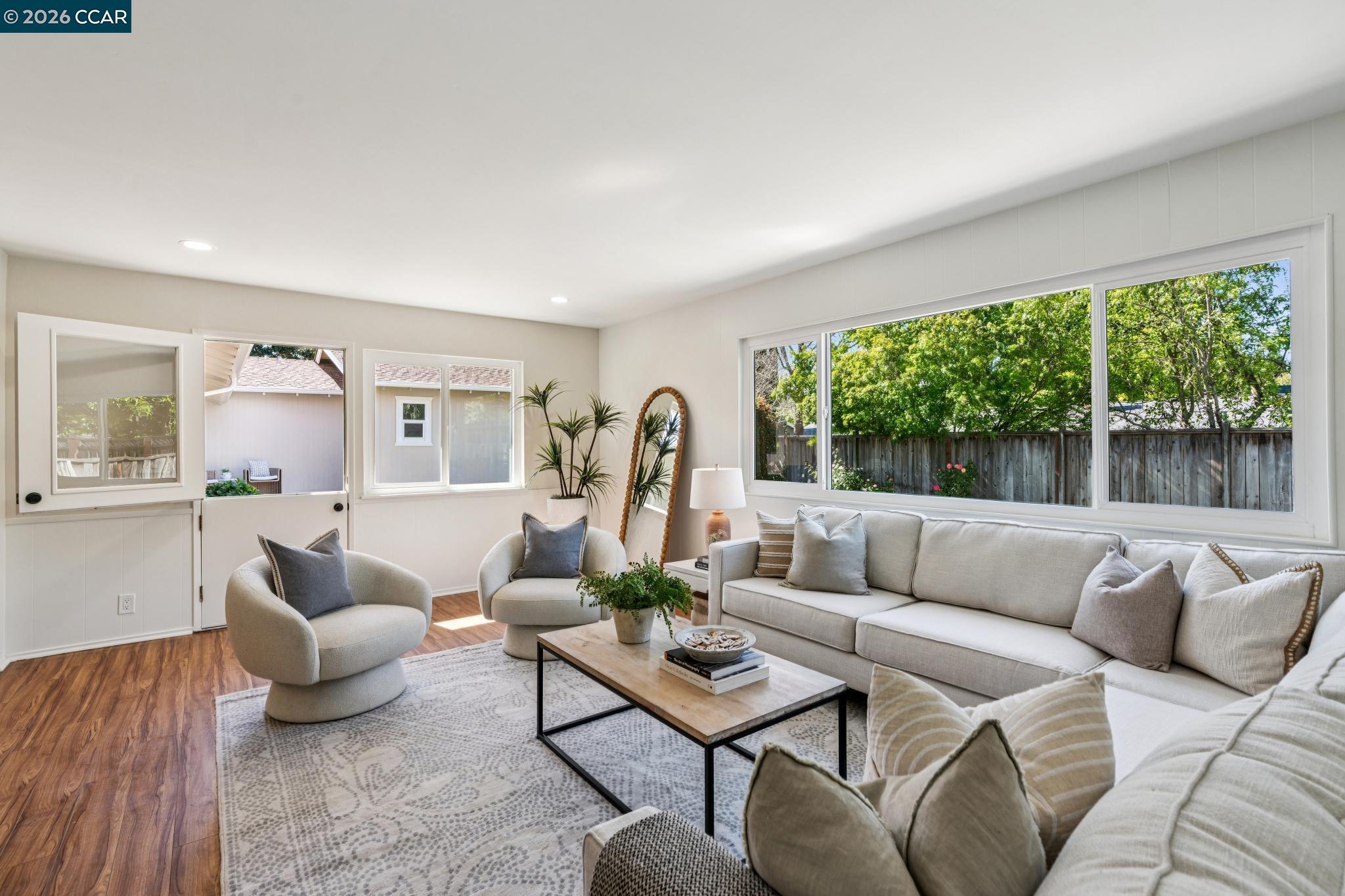 Detail Gallery Image 19 of 36 For 152 Tharp Dr, Moraga,  CA 94556 - 3 Beds | 3 Baths