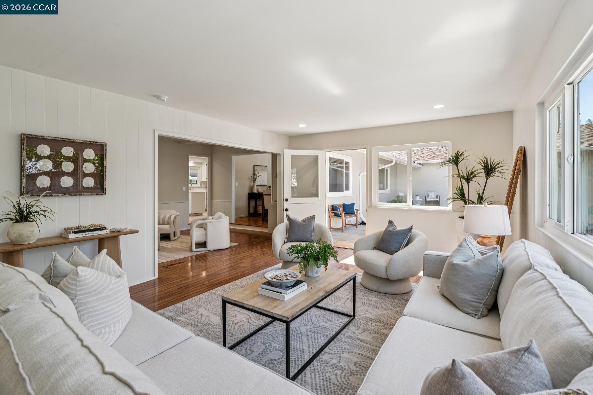 Detail Gallery Image 20 of 36 For 152 Tharp Dr, Moraga,  CA 94556 - 3 Beds | 3 Baths