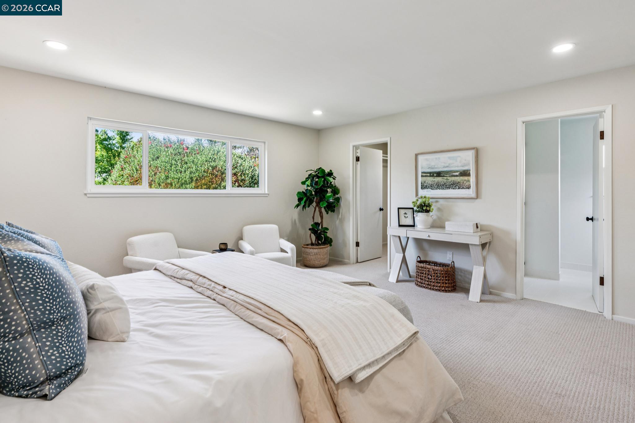 Detail Gallery Image 22 of 36 For 152 Tharp Dr, Moraga,  CA 94556 - 3 Beds | 3 Baths