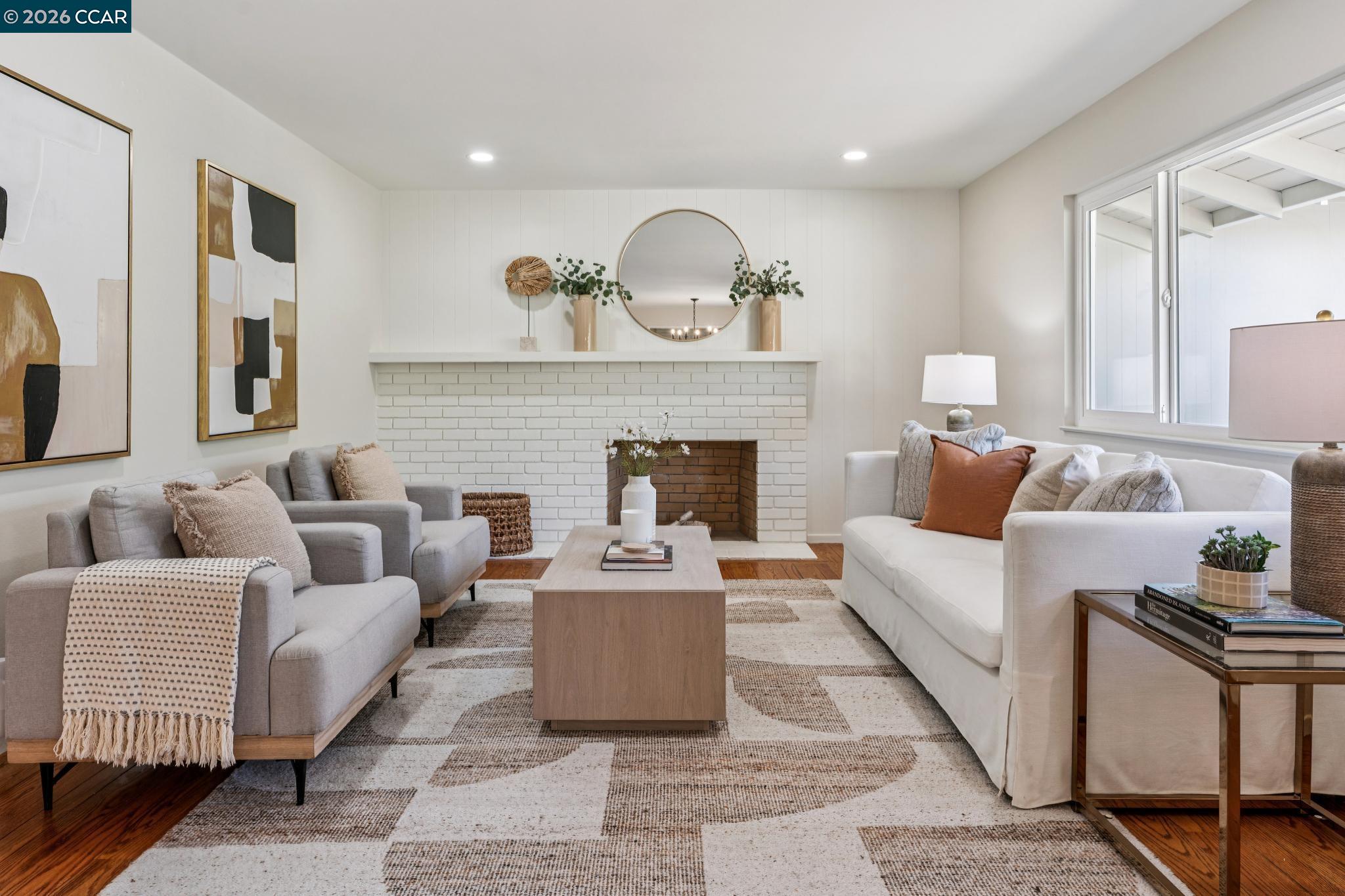 Detail Gallery Image 7 of 36 For 152 Tharp Dr, Moraga,  CA 94556 - 3 Beds | 3 Baths