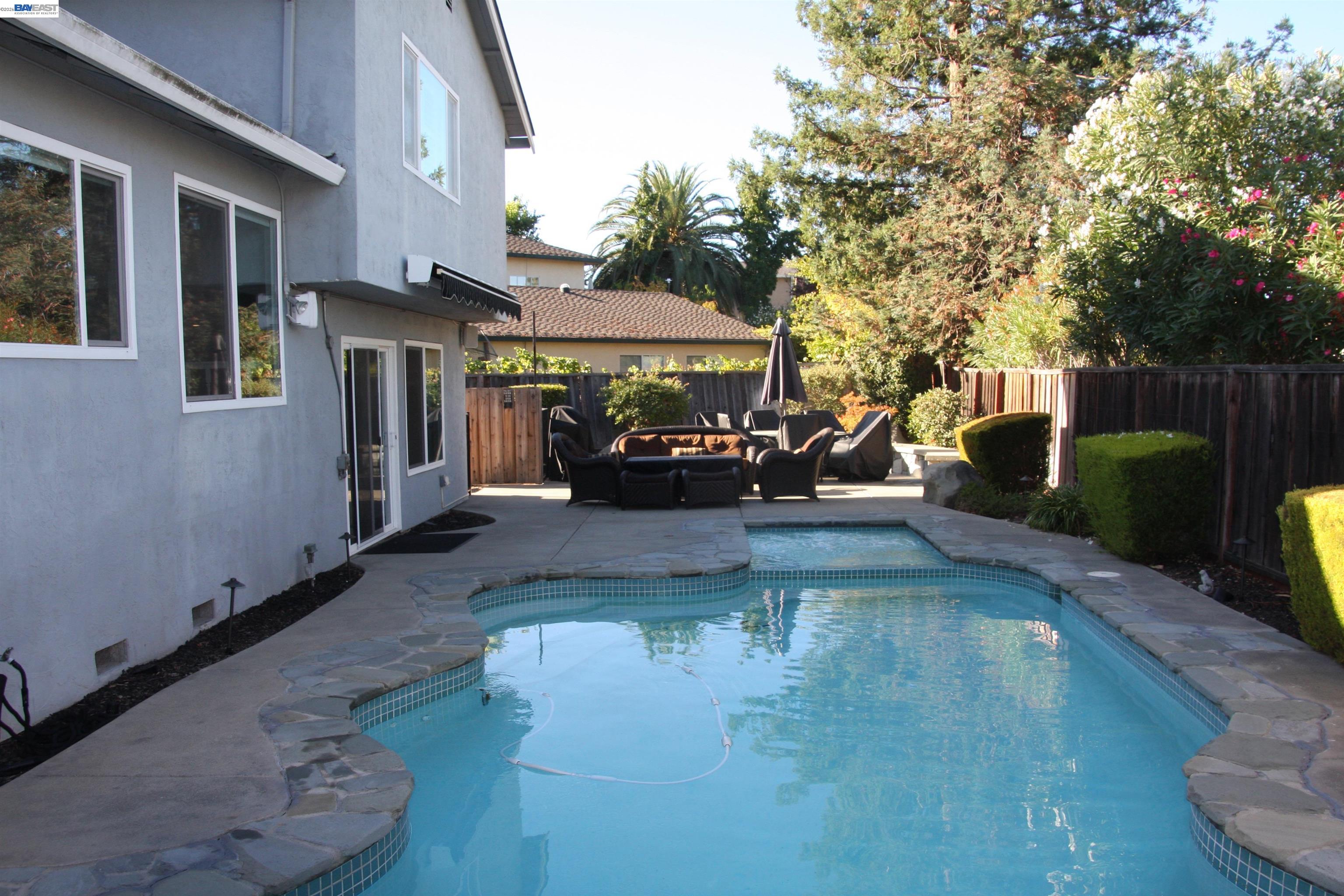 Detail Gallery Image 9 of 39 For 3253 Pomace Court, Pleasanton,  CA 94566 - 4 Beds | 2/1 Baths