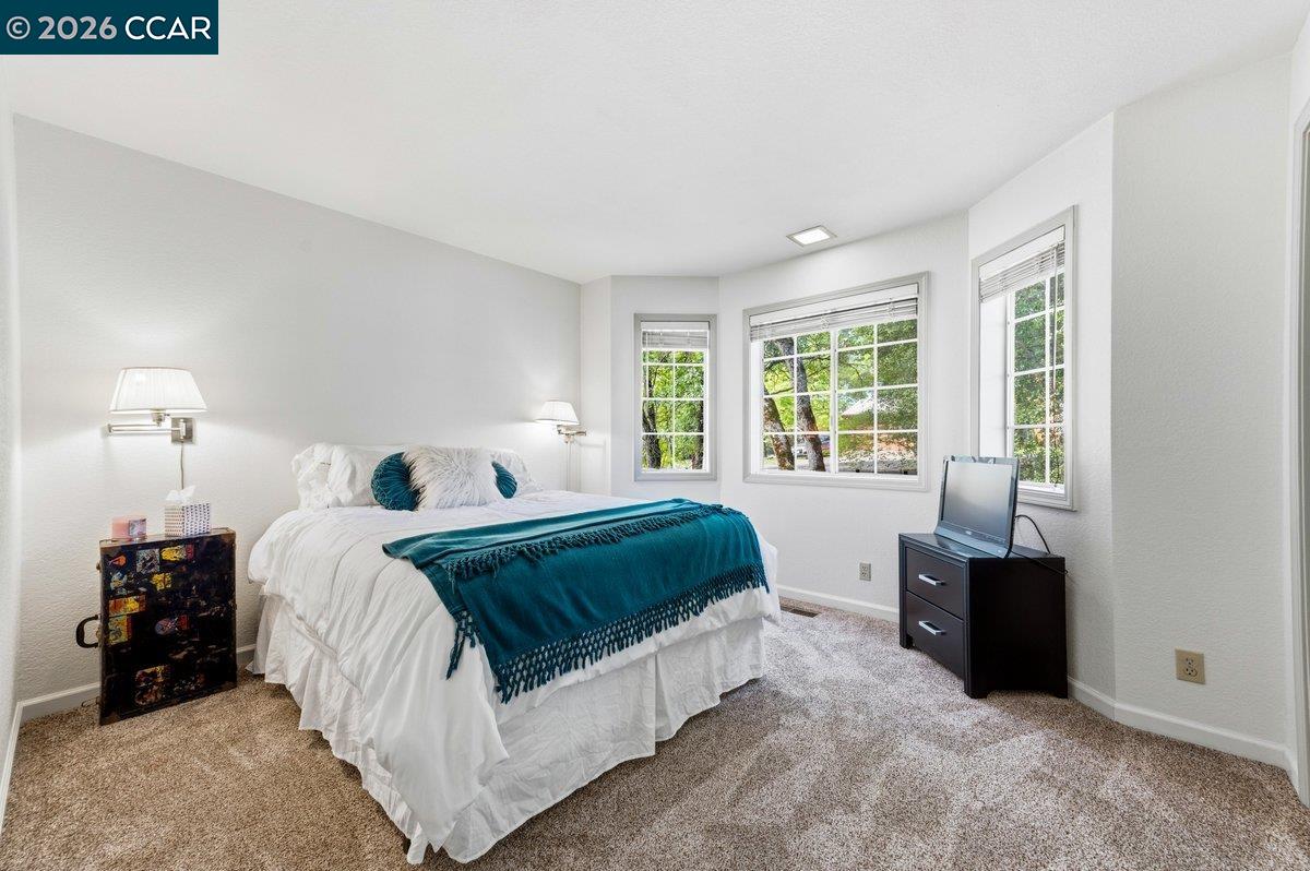 Detail Gallery Image 14 of 31 For 18278 Hummingbird Dr, Penn Valley,  CA 95946 - 3 Beds | 2 Baths