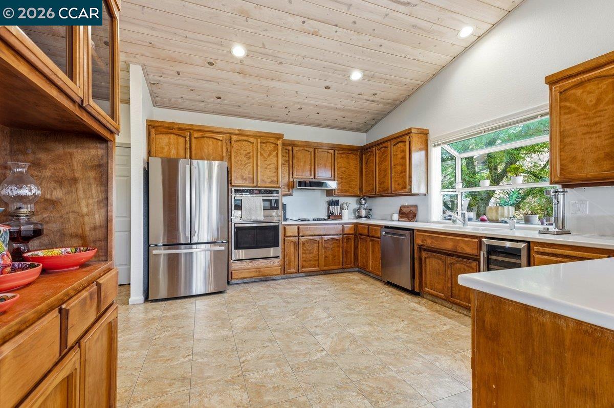 Detail Gallery Image 8 of 31 For 18278 Hummingbird Dr, Penn Valley,  CA 95946 - 3 Beds | 2 Baths