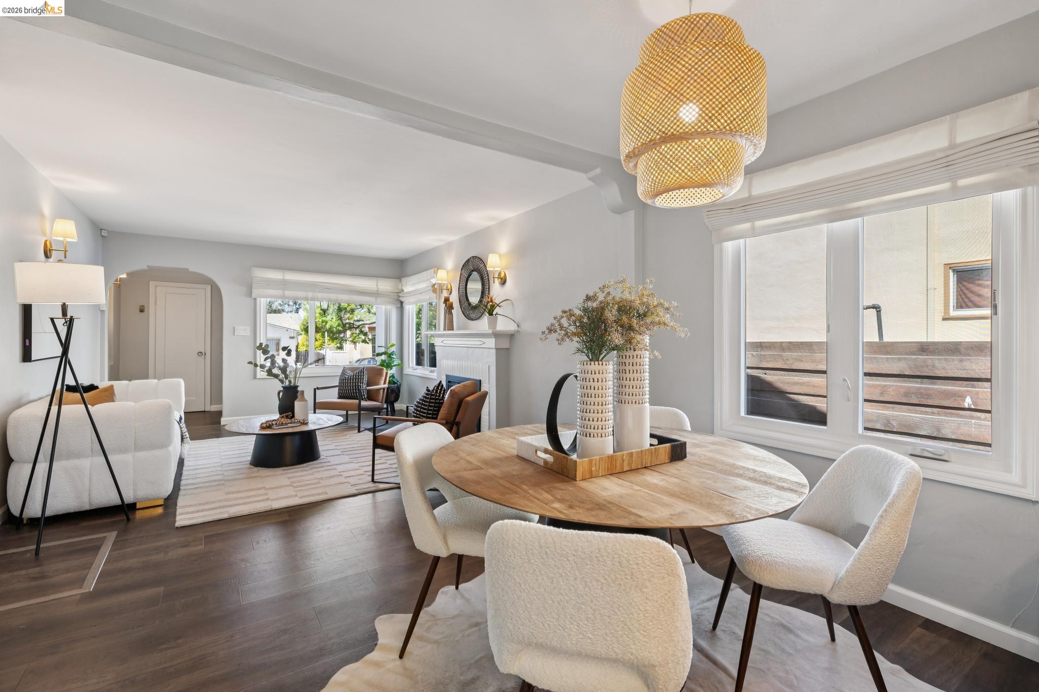 Detail Gallery Image 13 of 52 For 2564 35th Ave, Oakland,  CA 94601 - 3 Beds | 2 Baths