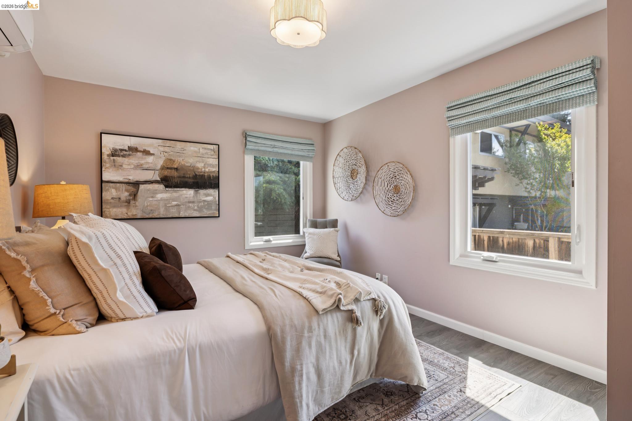 Detail Gallery Image 28 of 52 For 2564 35th Ave, Oakland,  CA 94601 - 3 Beds | 2 Baths