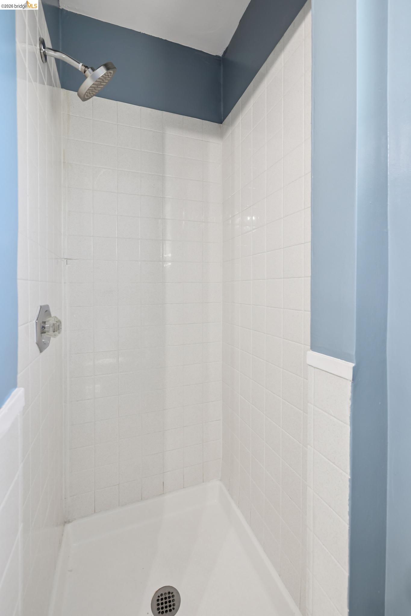 Detail Gallery Image 33 of 52 For 2564 35th Ave, Oakland,  CA 94601 - 3 Beds | 2 Baths