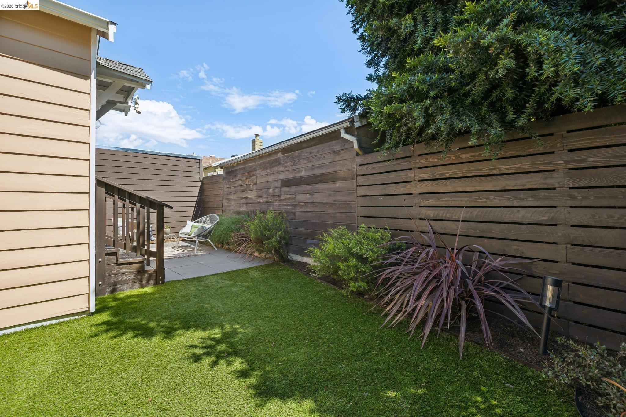 Detail Gallery Image 50 of 52 For 2564 35th Ave, Oakland,  CA 94601 - 3 Beds | 2 Baths