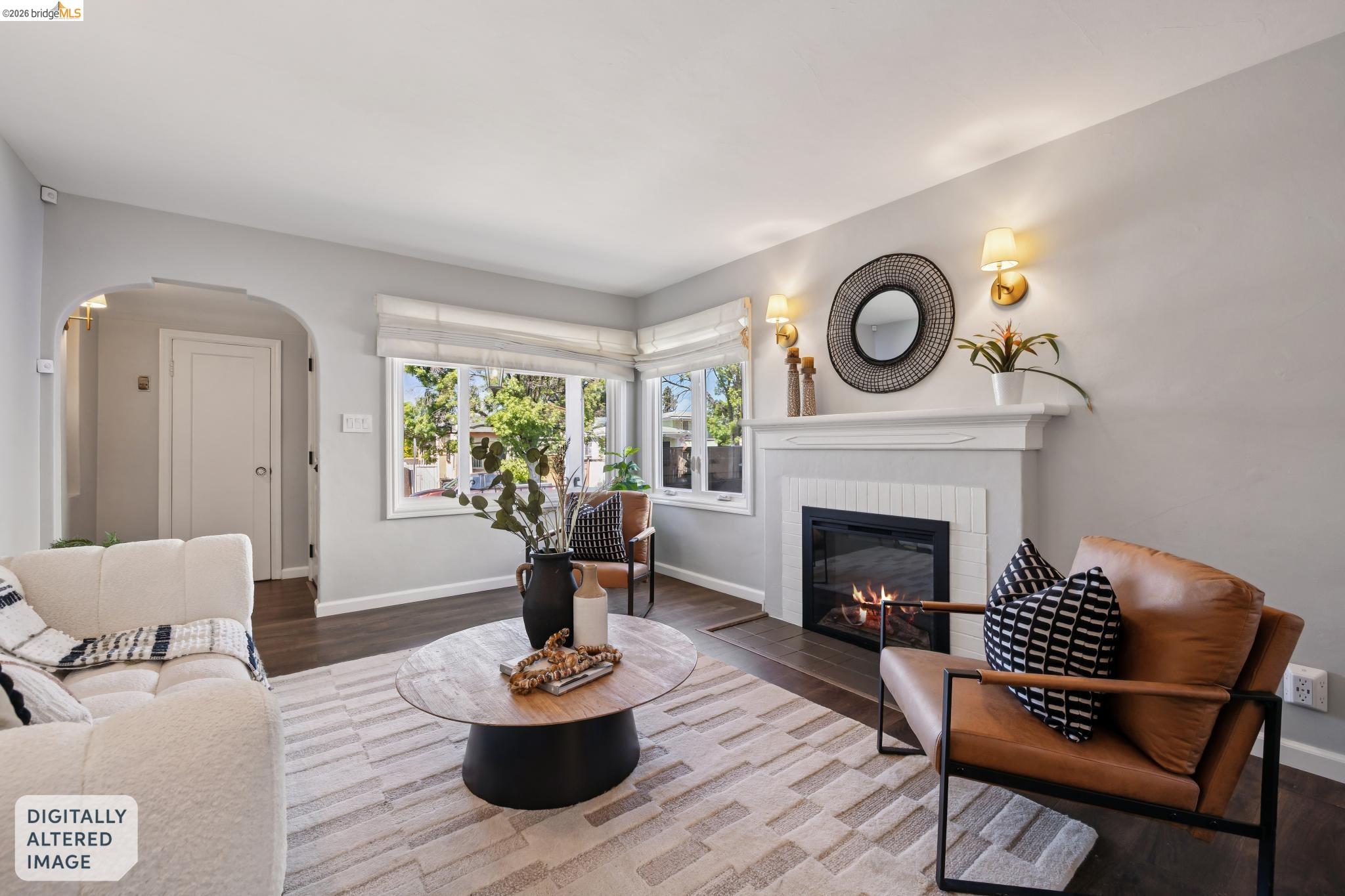 Detail Gallery Image 8 of 52 For 2564 35th Ave, Oakland,  CA 94601 - 3 Beds | 2 Baths