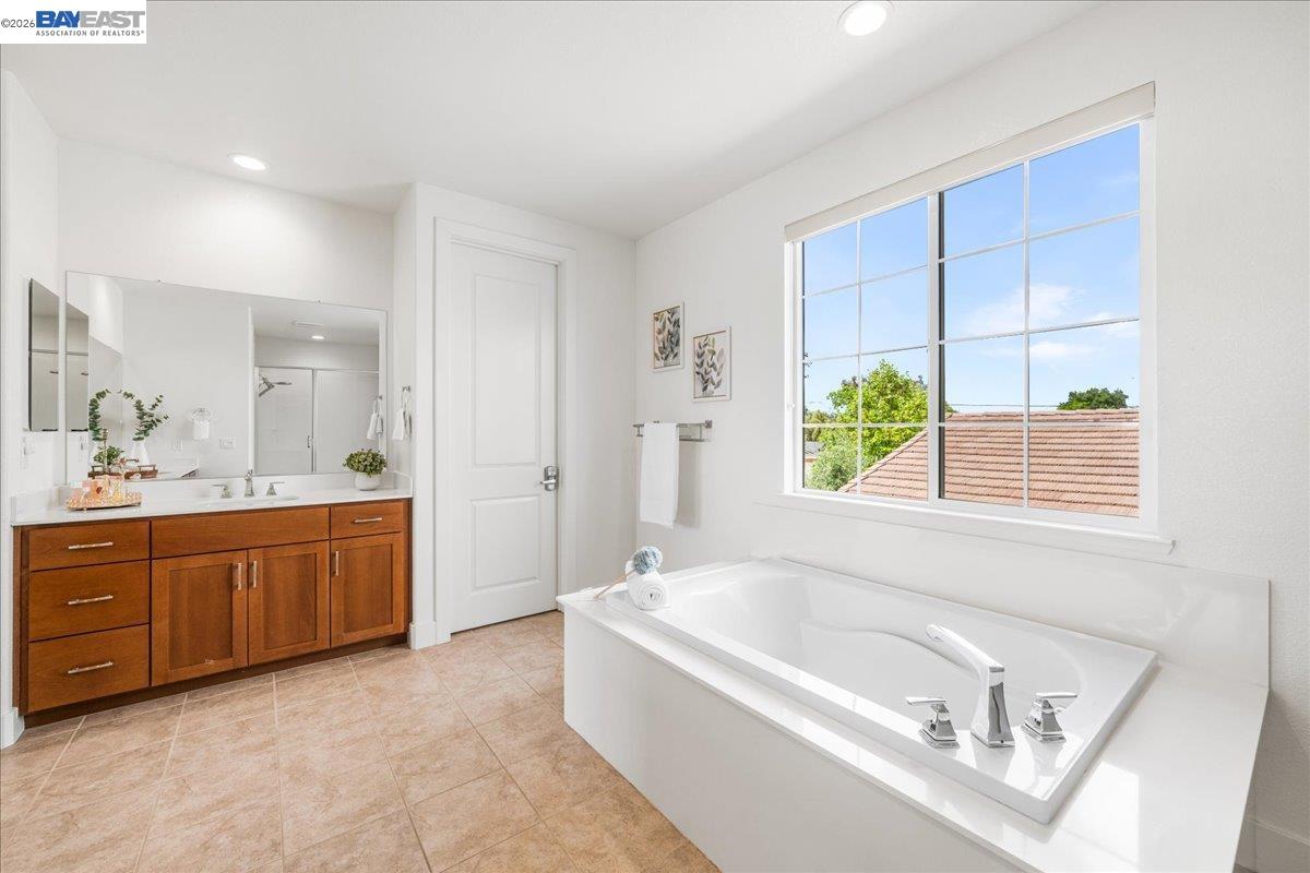 Detail Gallery Image 30 of 54 For 405 Wayland Loop, Livermore,  CA 94550 - 5 Beds | 4 Baths