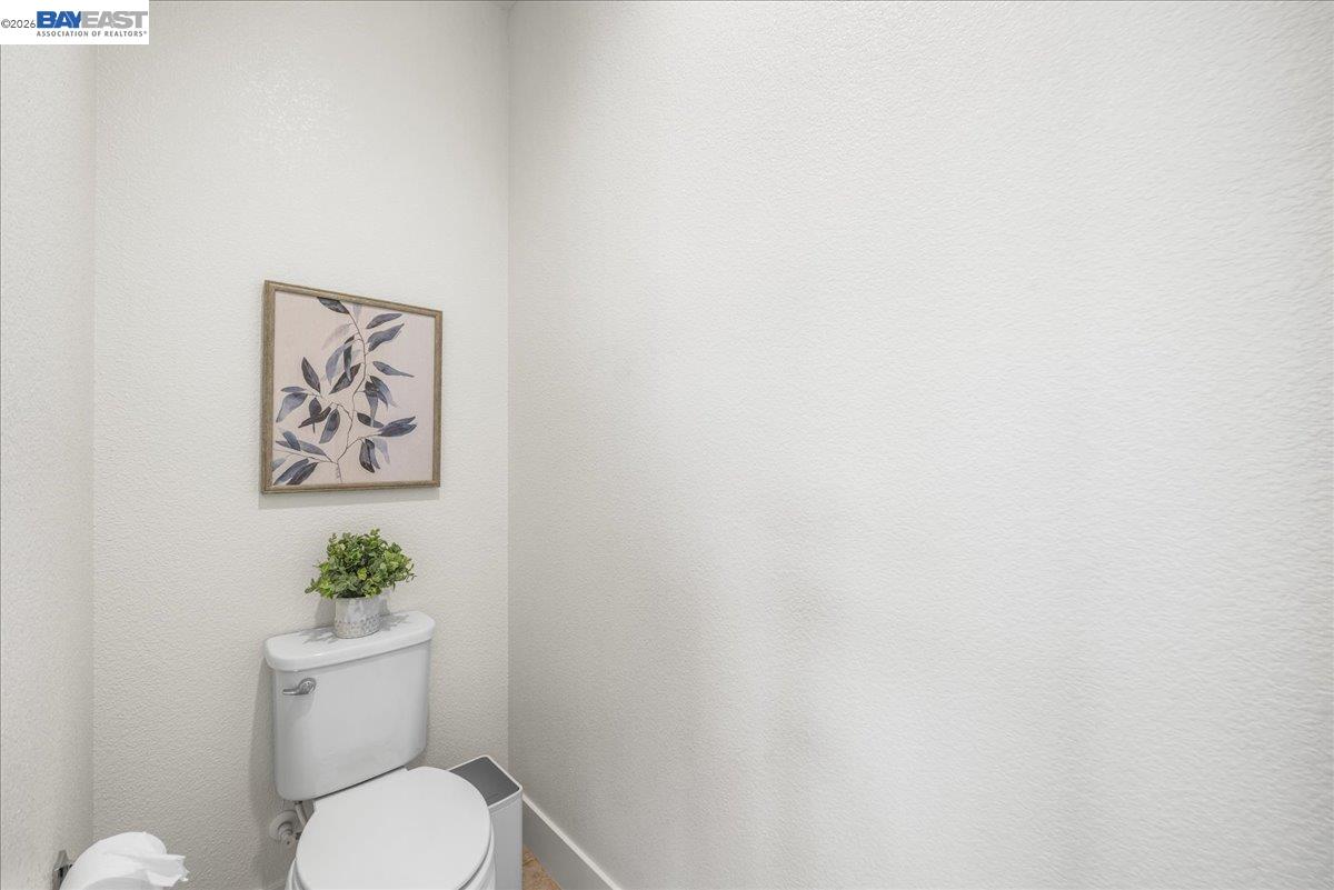 Detail Gallery Image 34 of 54 For 405 Wayland Loop, Livermore,  CA 94550 - 5 Beds | 4 Baths