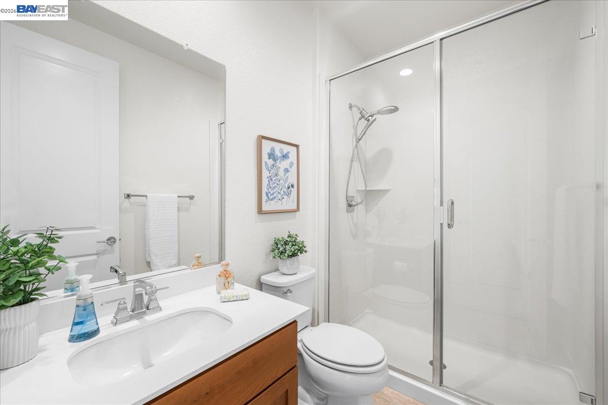 Detail Gallery Image 38 of 54 For 405 Wayland Loop, Livermore,  CA 94550 - 5 Beds | 4 Baths