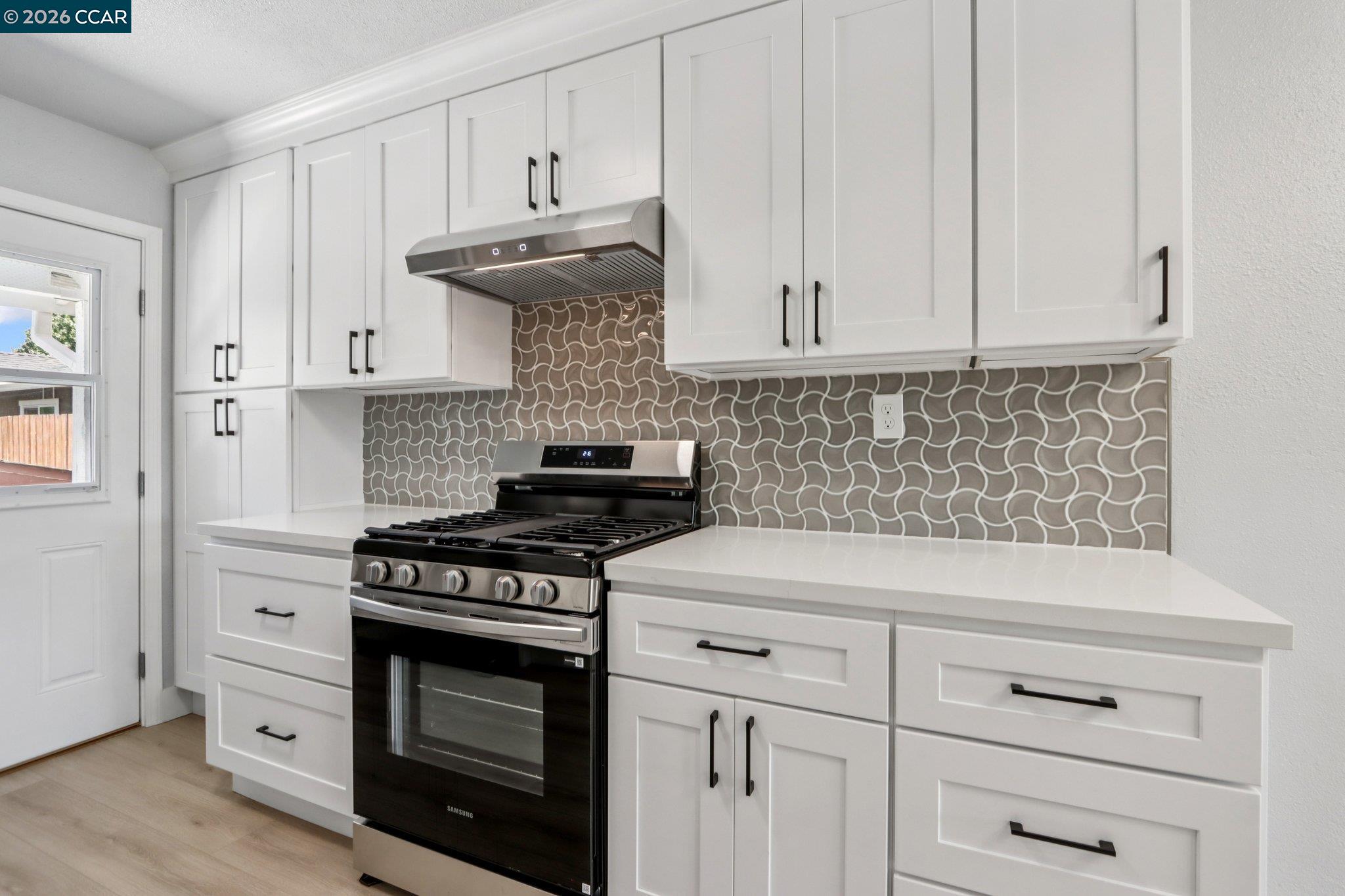 Detail Gallery Image 19 of 42 For 105 Phelan Ave, Vallejo,  CA 94590 - 3 Beds | 1 Baths