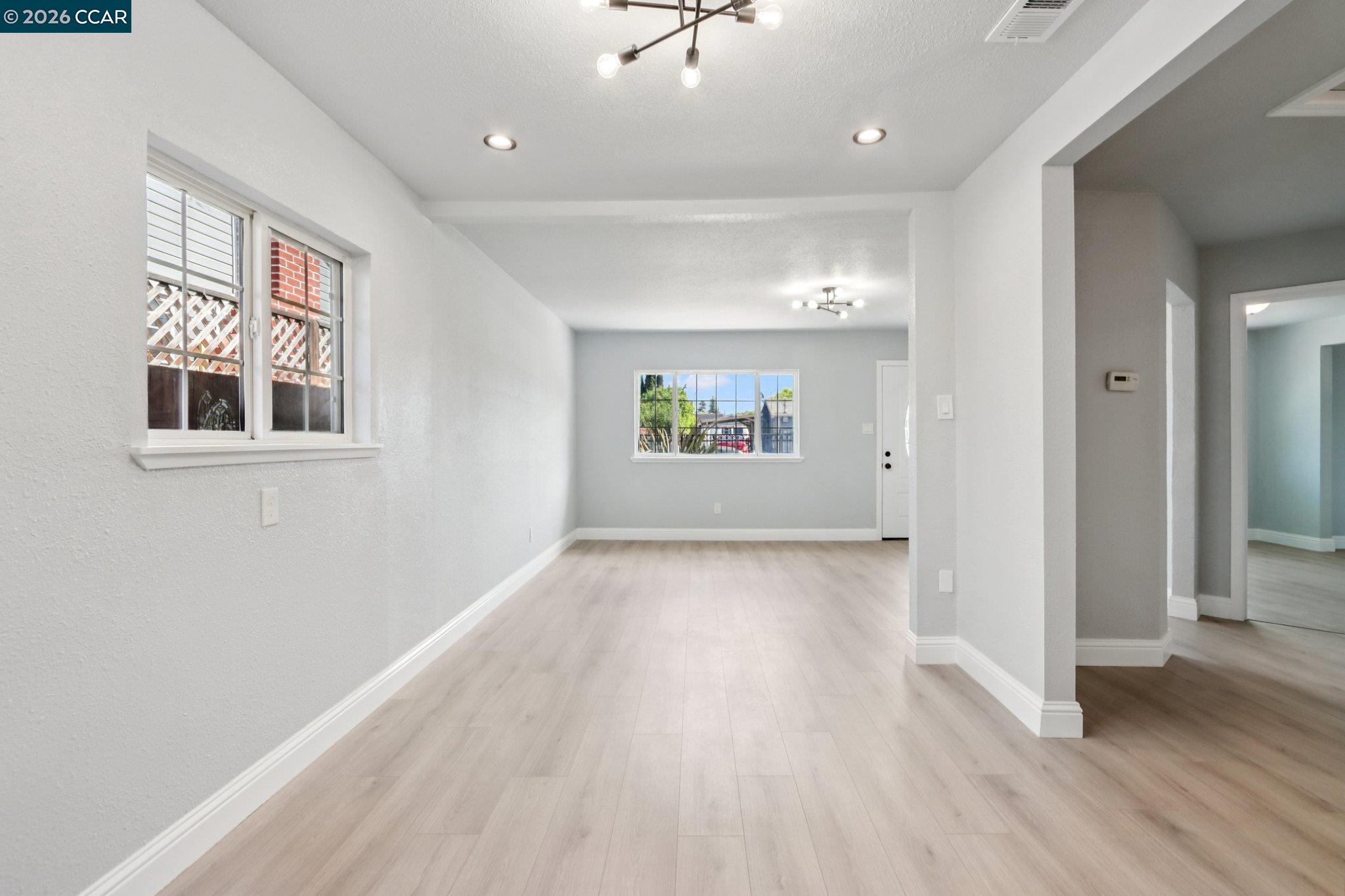 Detail Gallery Image 20 of 42 For 105 Phelan Ave, Vallejo,  CA 94590 - 3 Beds | 1 Baths