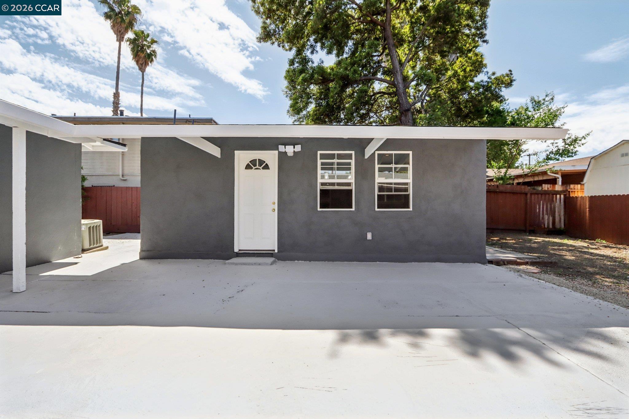 Detail Gallery Image 34 of 42 For 105 Phelan Ave, Vallejo,  CA 94590 - 3 Beds | 1 Baths