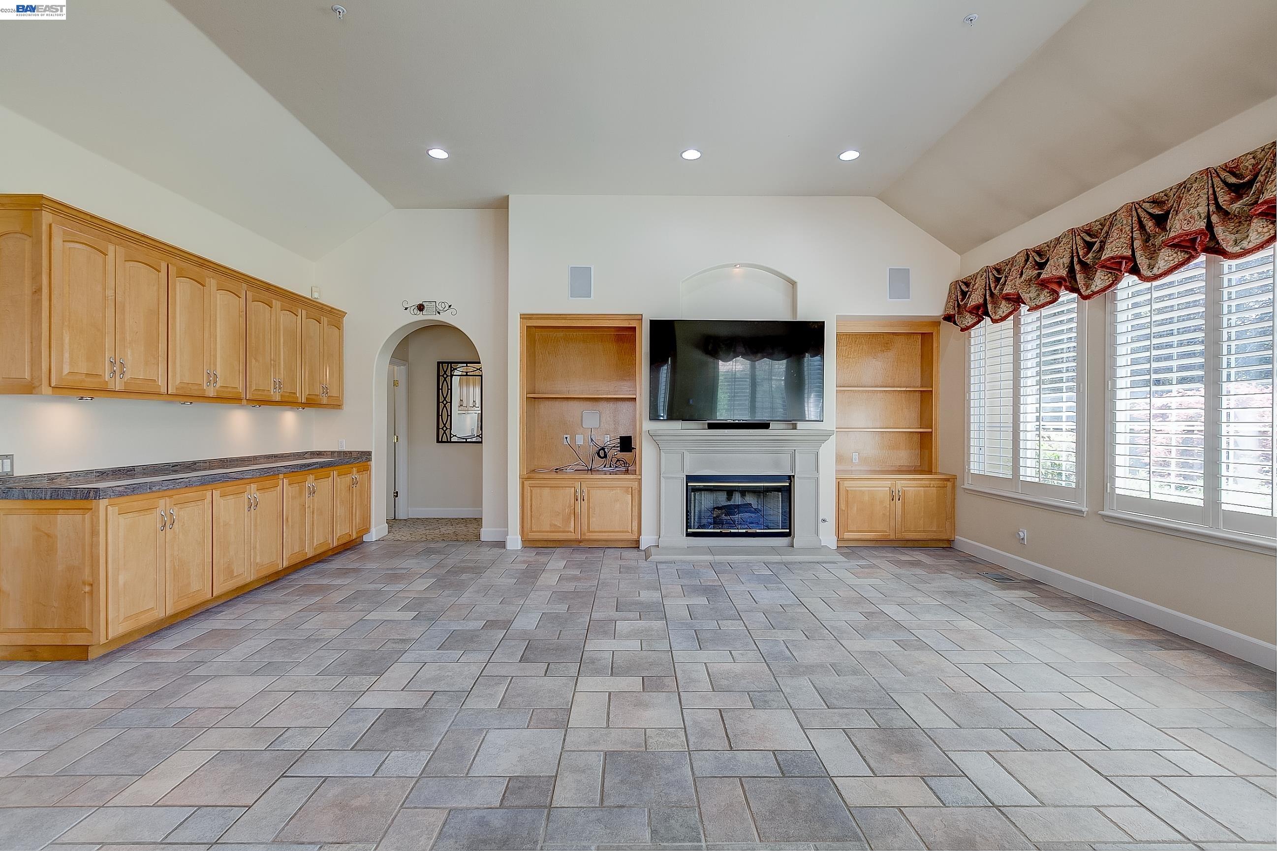 Detail Gallery Image 29 of 60 For 2779 E Ruby Hill Dr, Pleasanton,  CA 94566 - 4 Beds | 4/1 Baths