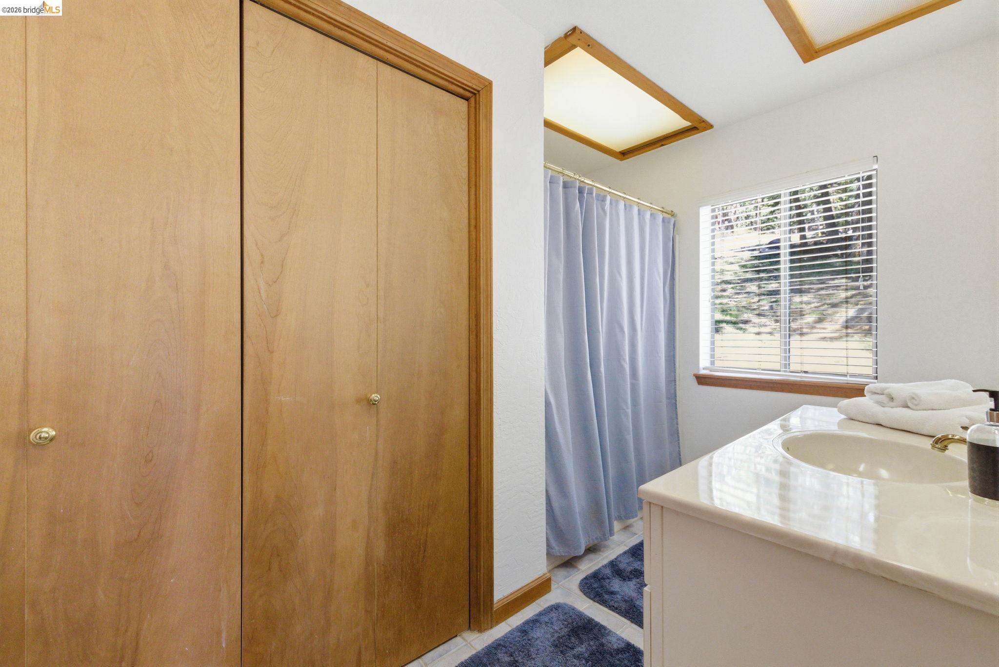 Detail Gallery Image 18 of 44 For 675 Skyline Dr, Arnold,  CA 95223 - 3 Beds | 3 Baths