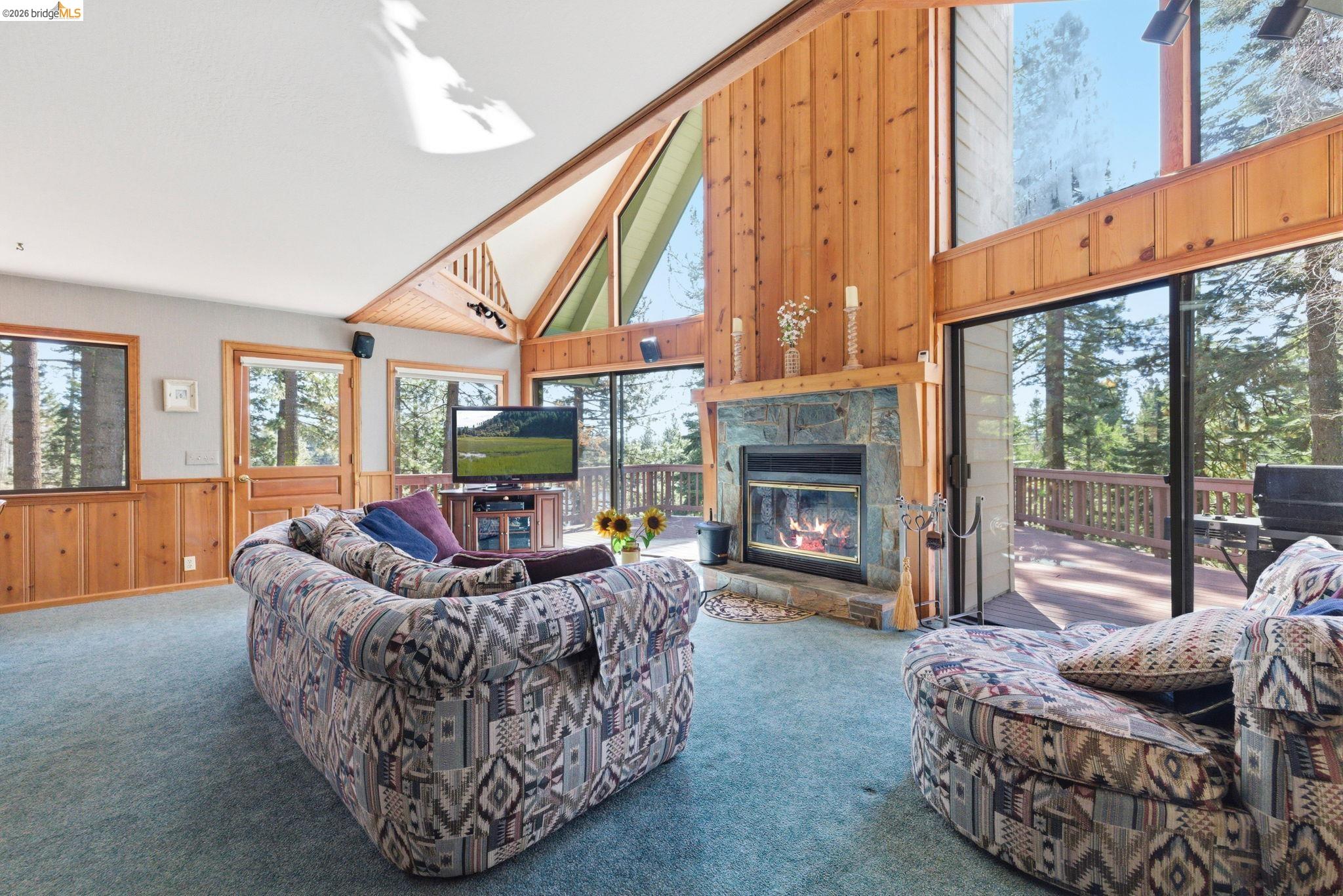 Detail Gallery Image 6 of 44 For 675 Skyline Dr, Arnold,  CA 95223 - 3 Beds | 3 Baths