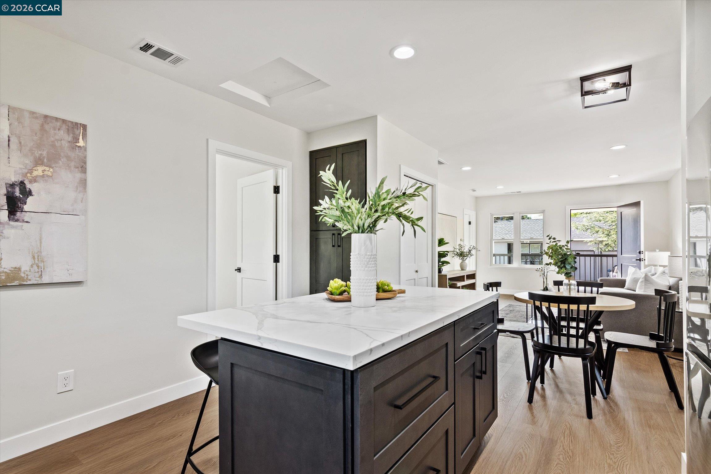 2027 Castro St, Martinez CA 94553 — photo 13