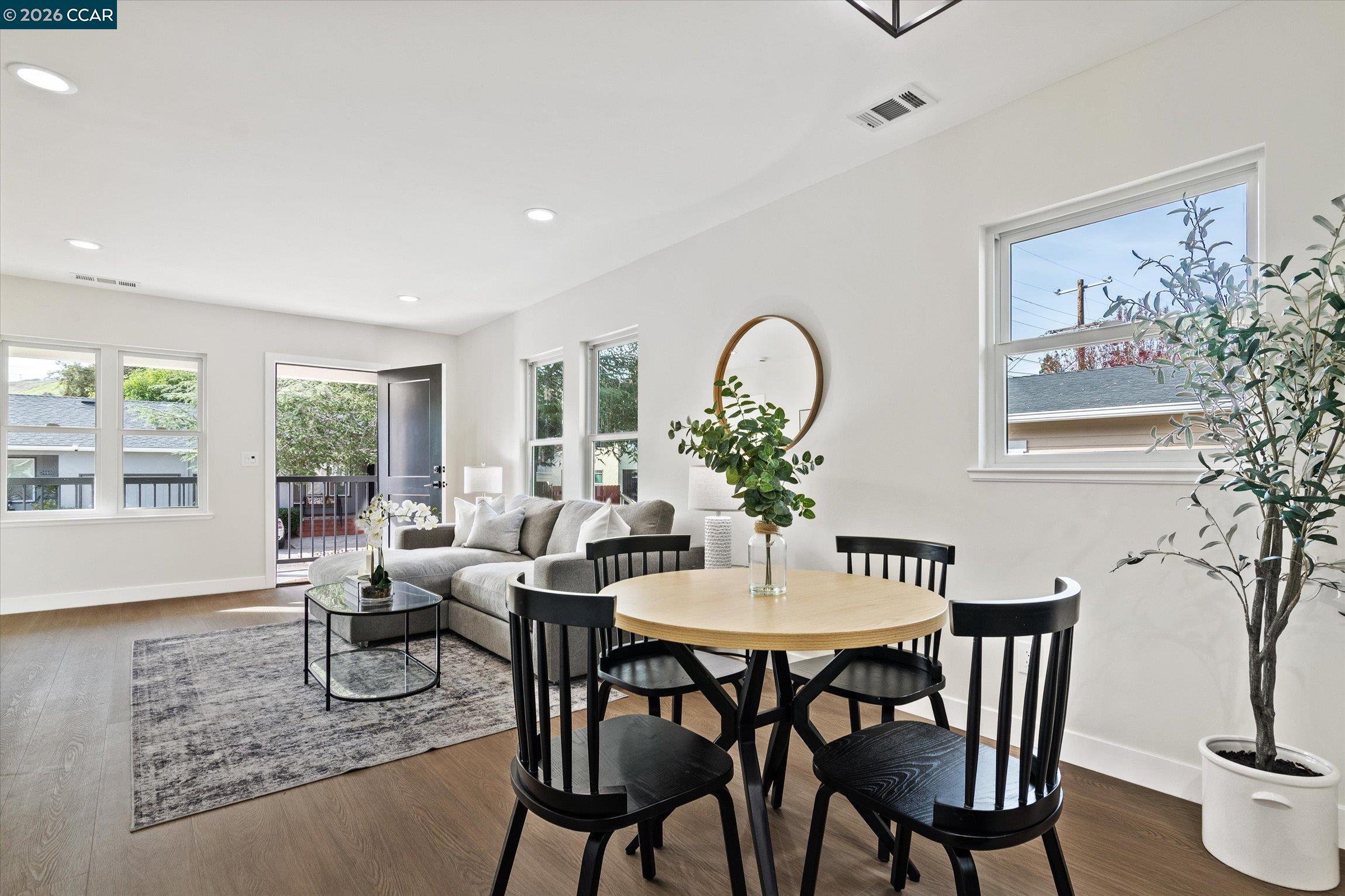 2027 Castro St, Martinez CA 94553 — photo 14