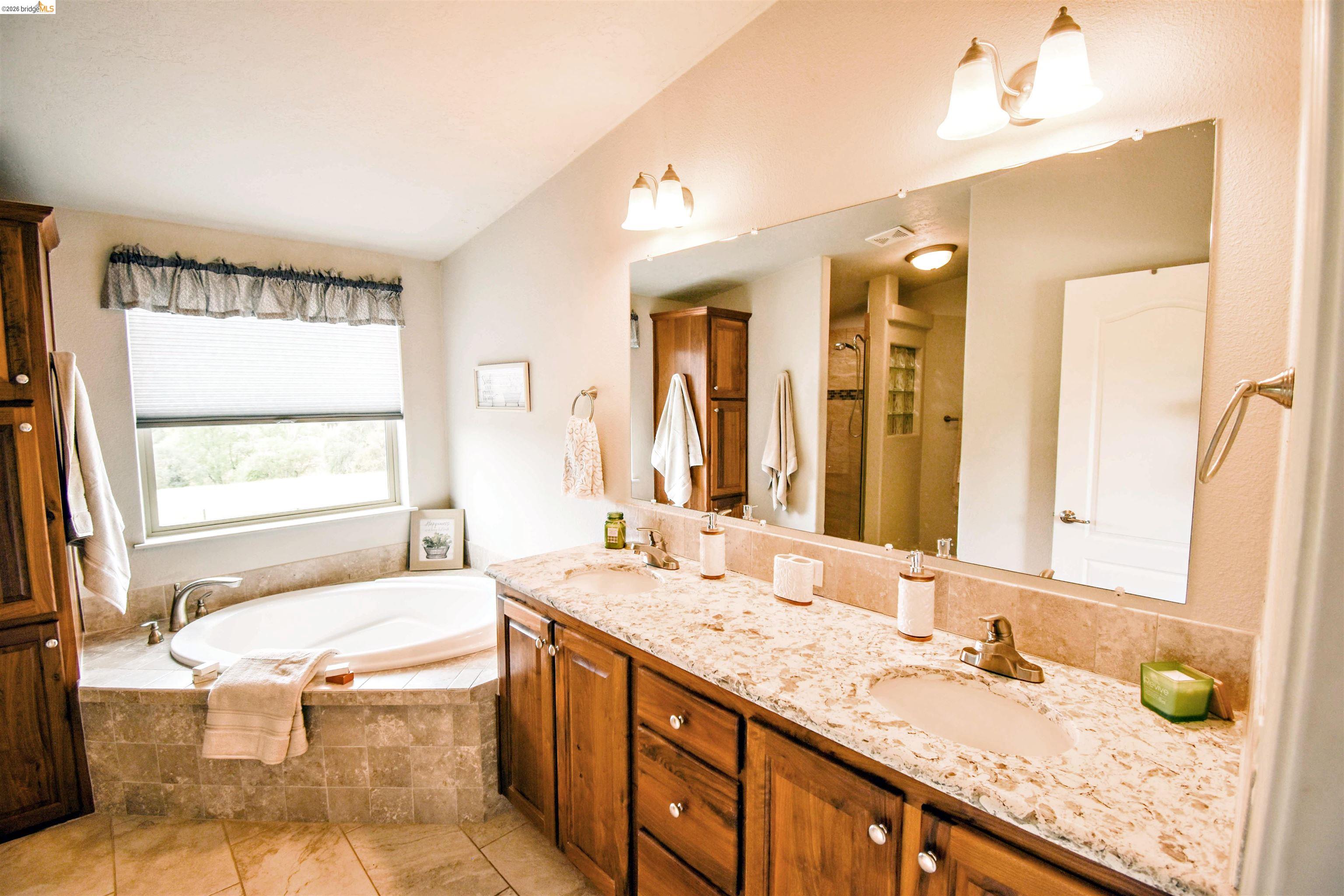 9955 Bell Mooney Rd, Jamestown, CA, 95327