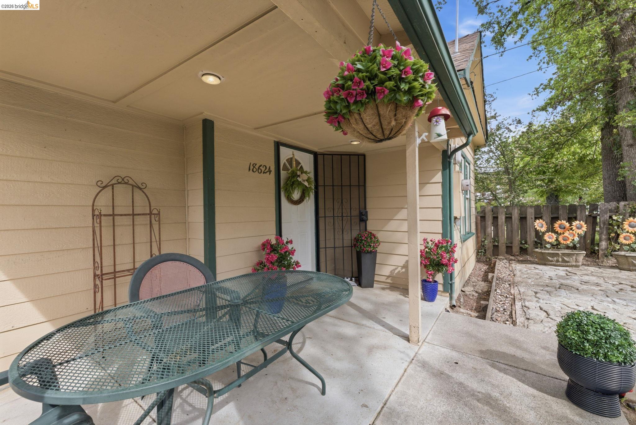 18624 Madrone St, Tuolumne, CA, 95379