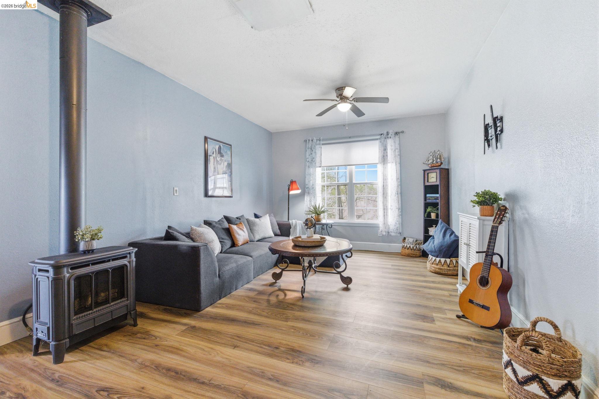 18624 Madrone St, Tuolumne, CA, 95379