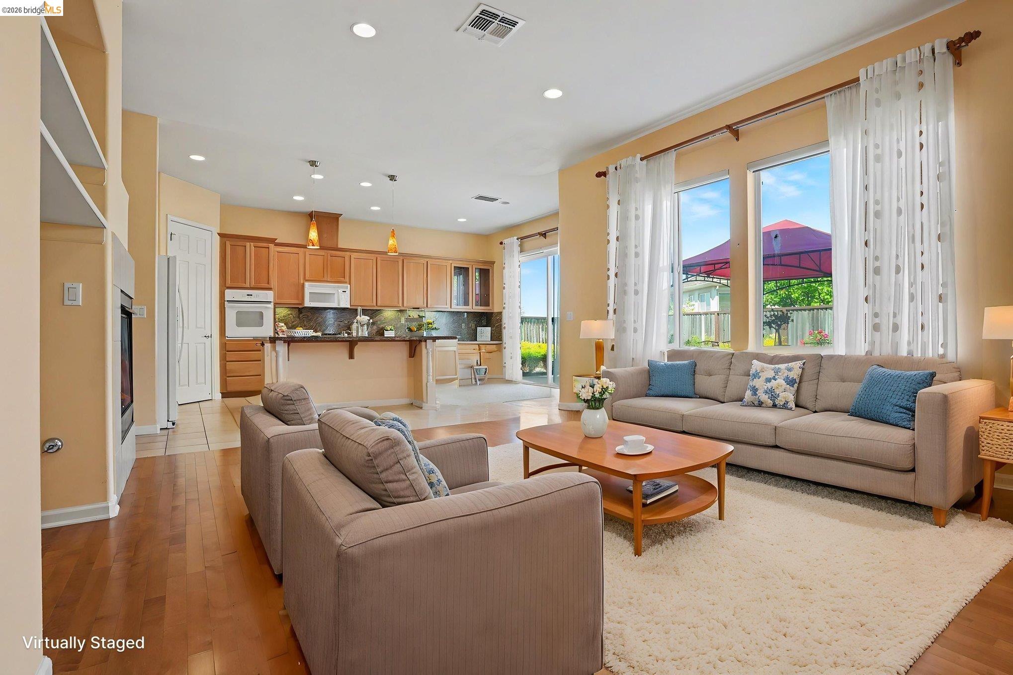 Detail Gallery Image 11 of 58 For 3341 Park Ridge Dr, North Richmond,  CA 94806 - 5 Beds | 4 Baths