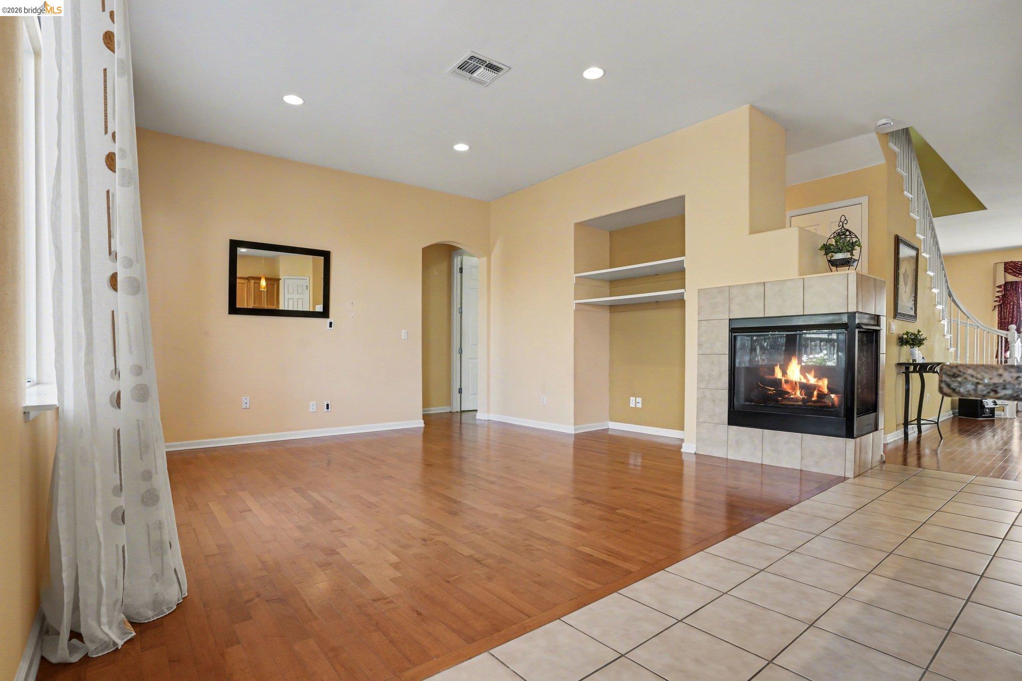 Detail Gallery Image 12 of 58 For 3341 Park Ridge Dr, North Richmond,  CA 94806 - 5 Beds | 4 Baths