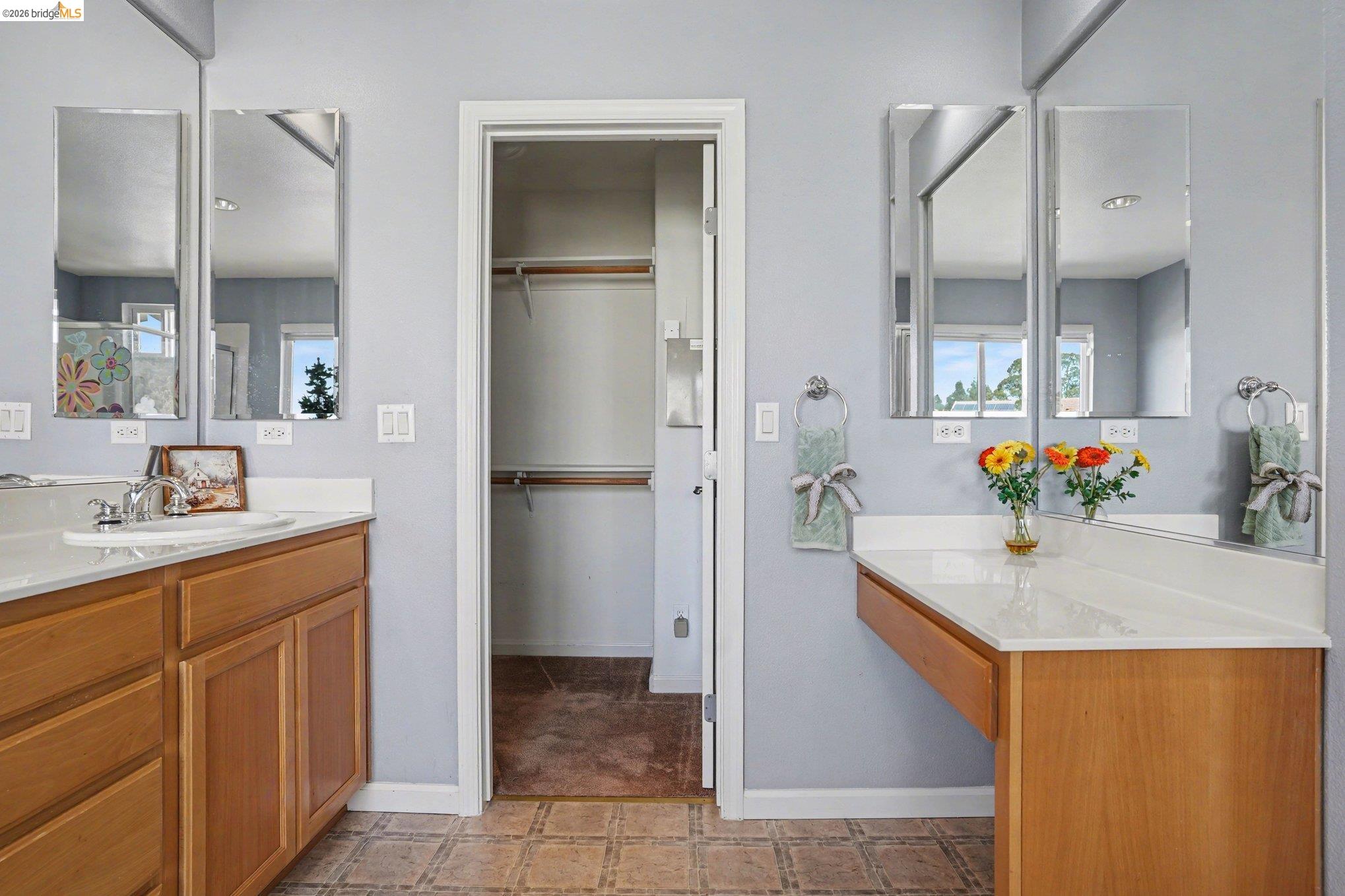 Detail Gallery Image 32 of 58 For 3341 Park Ridge Dr, North Richmond,  CA 94806 - 5 Beds | 4 Baths