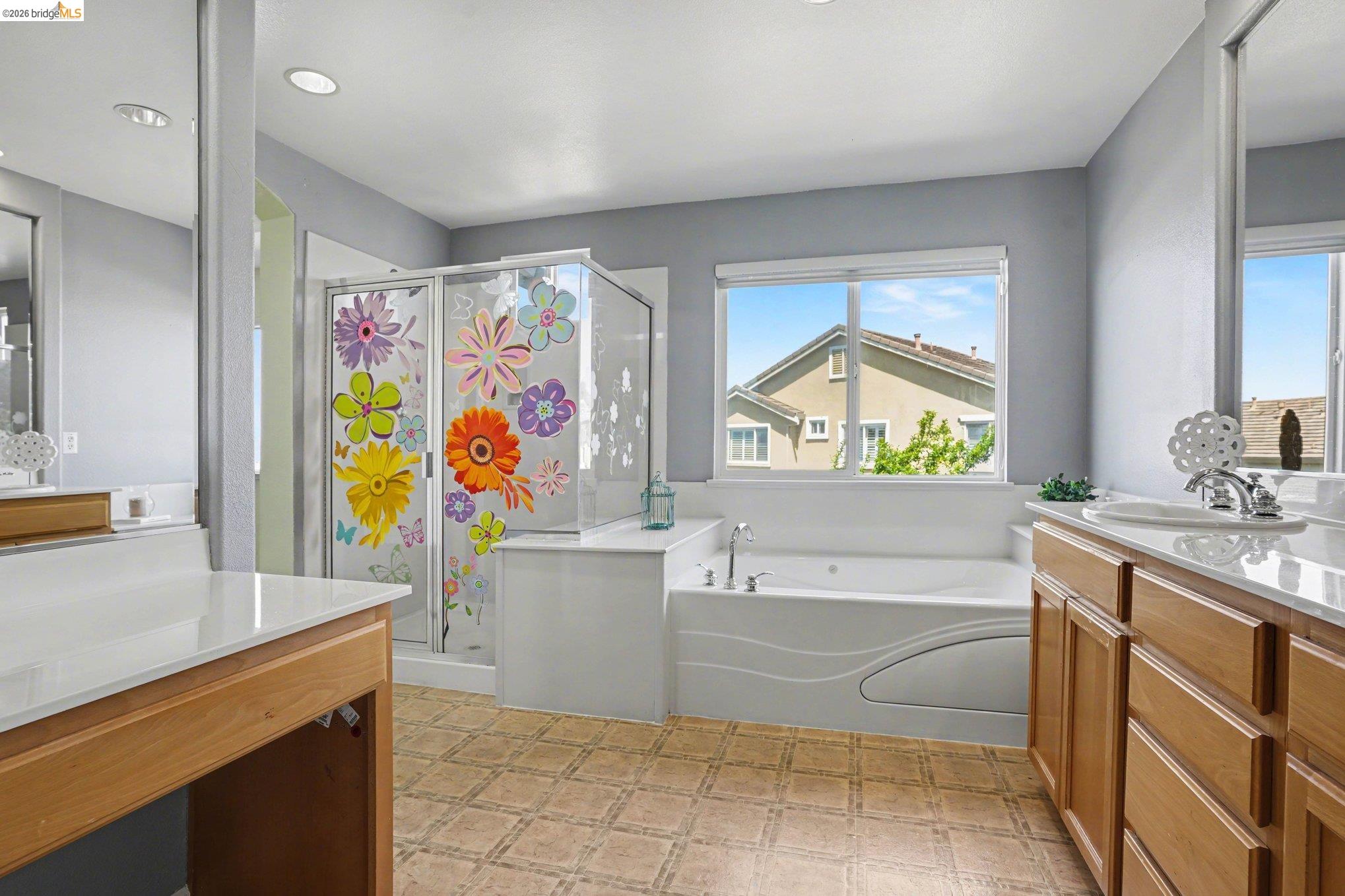 Detail Gallery Image 34 of 58 For 3341 Park Ridge Dr, North Richmond,  CA 94806 - 5 Beds | 4 Baths