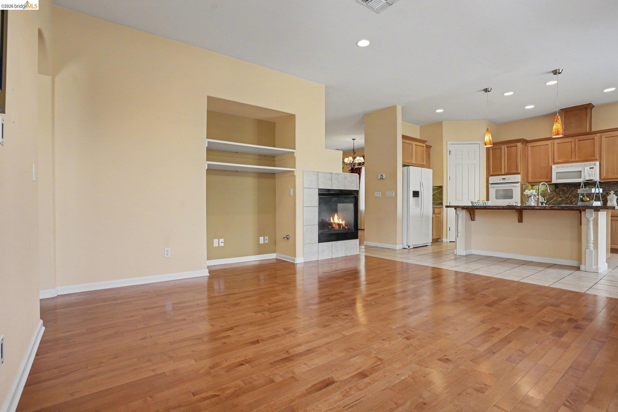 Detail Gallery Image 6 of 58 For 3341 Park Ridge Dr, North Richmond,  CA 94806 - 5 Beds | 4 Baths