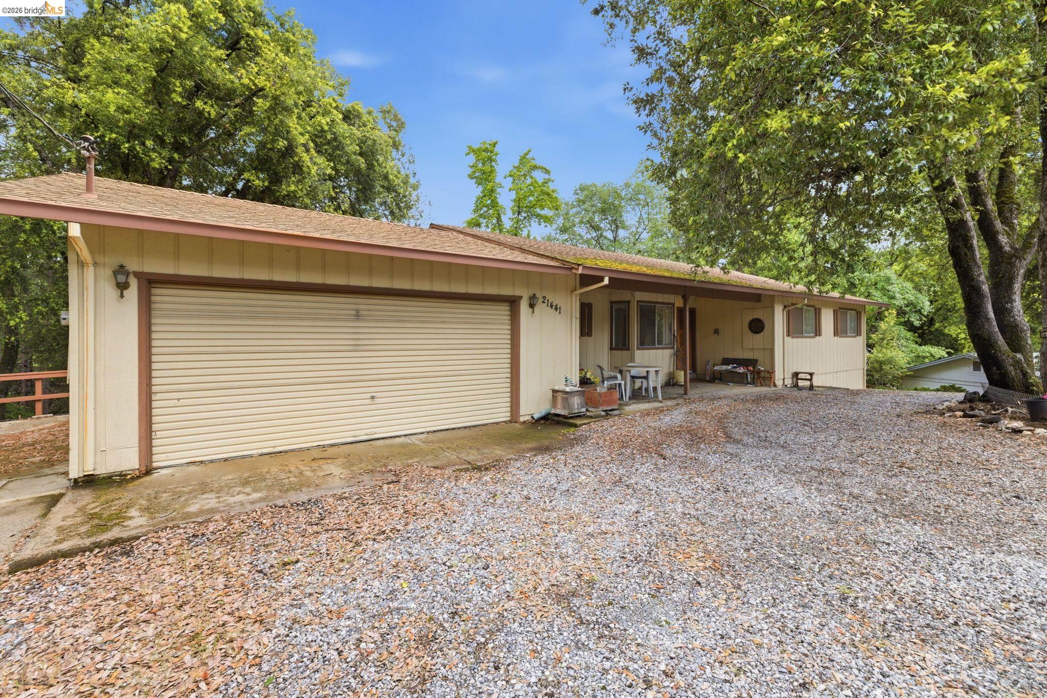 Front Image Thumbnail for EB41130572