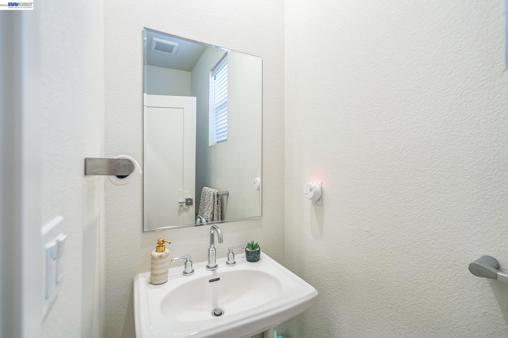 Detail Gallery Image 17 of 59 For 37231 Sand Bar Place, Newark,  CA 94560 - 4 Beds | 3/1 Baths