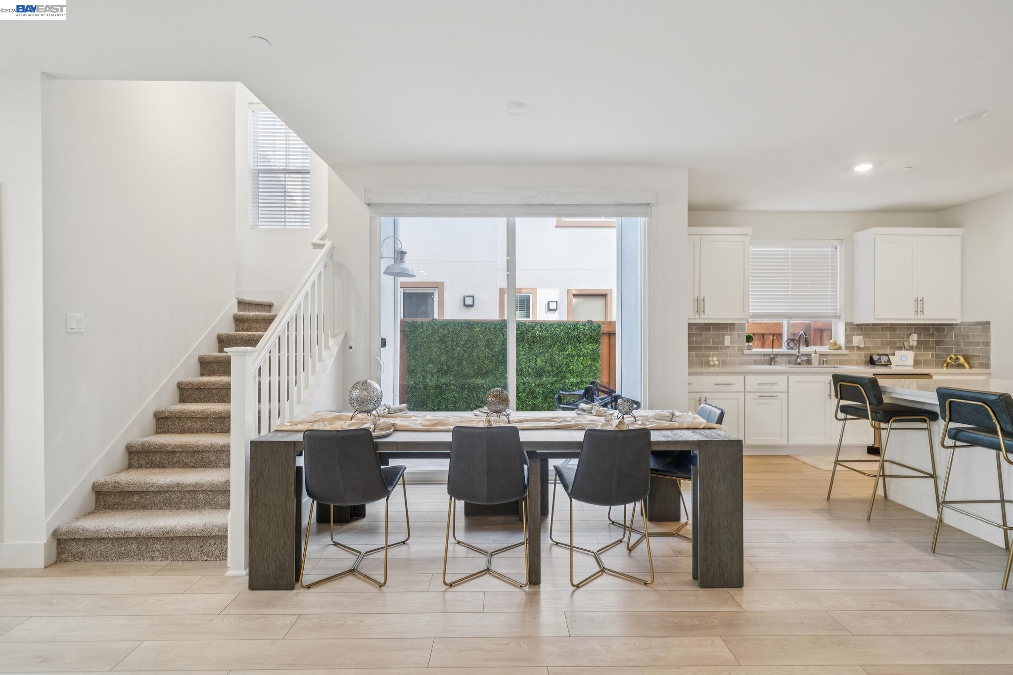 Detail Gallery Image 5 of 59 For 37231 Sand Bar Place, Newark,  CA 94560 - 4 Beds | 3/1 Baths