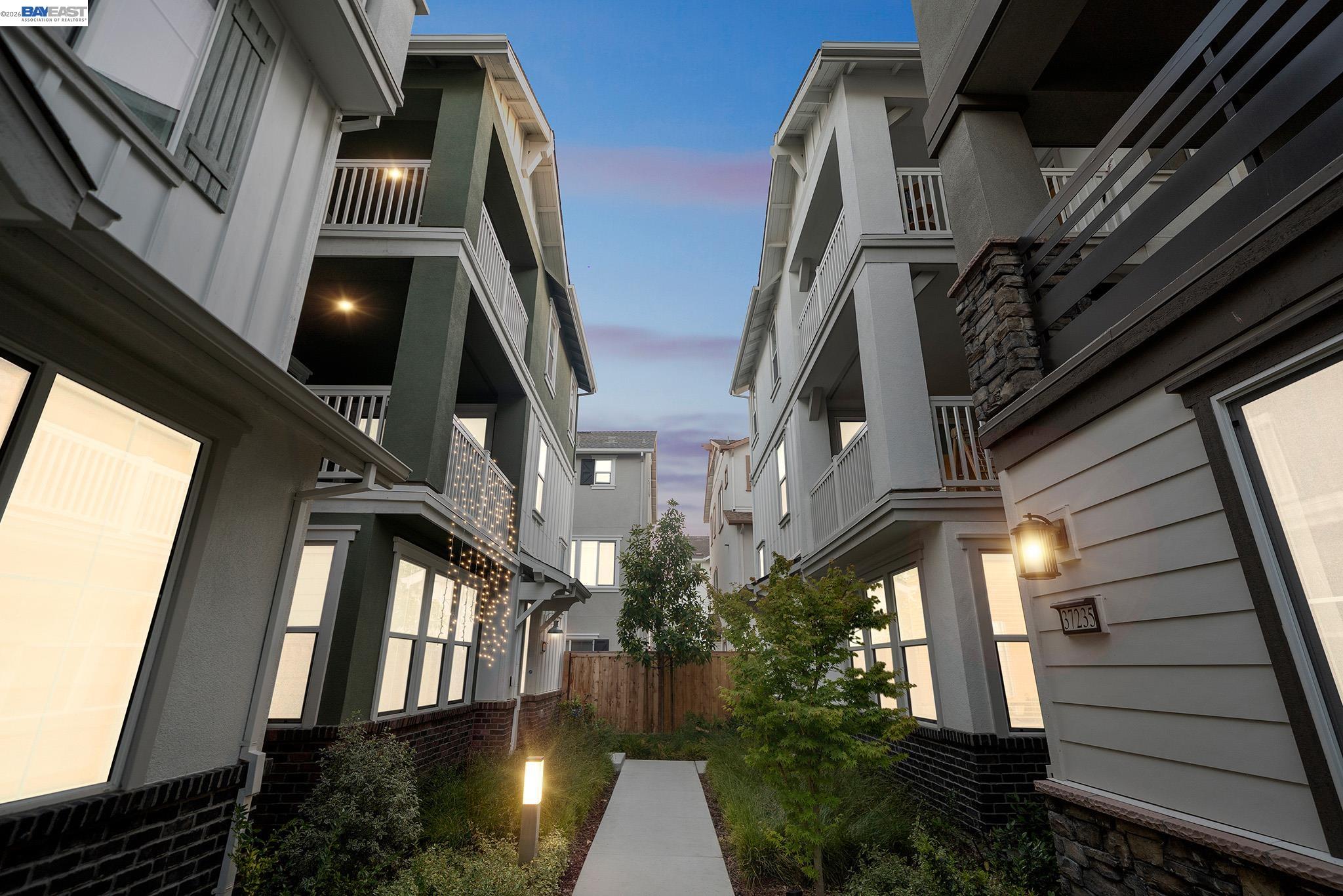 Detail Gallery Image 51 of 59 For 37231 Sand Bar Place, Newark,  CA 94560 - 4 Beds | 3/1 Baths