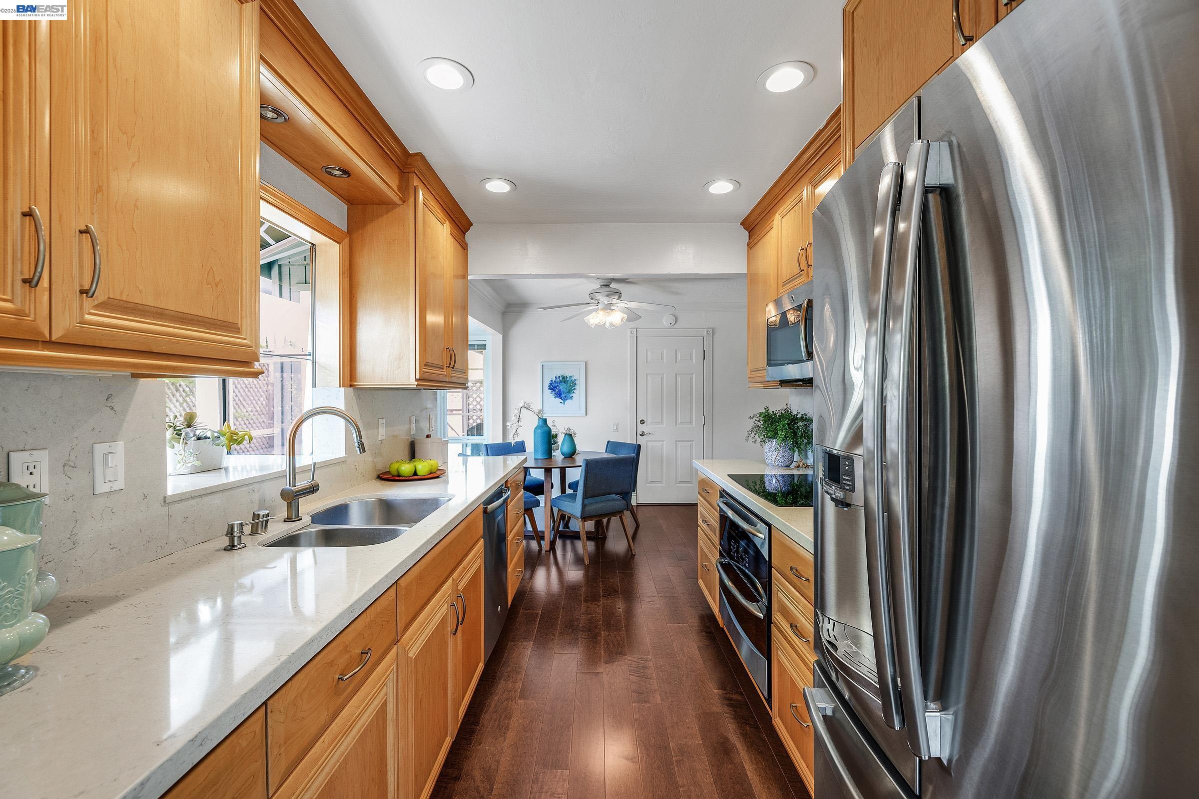 Detail Gallery Image 8 of 49 For 1640 Pajaro Ct, Fremont,  CA 94539 - 3 Beds | 2 Baths