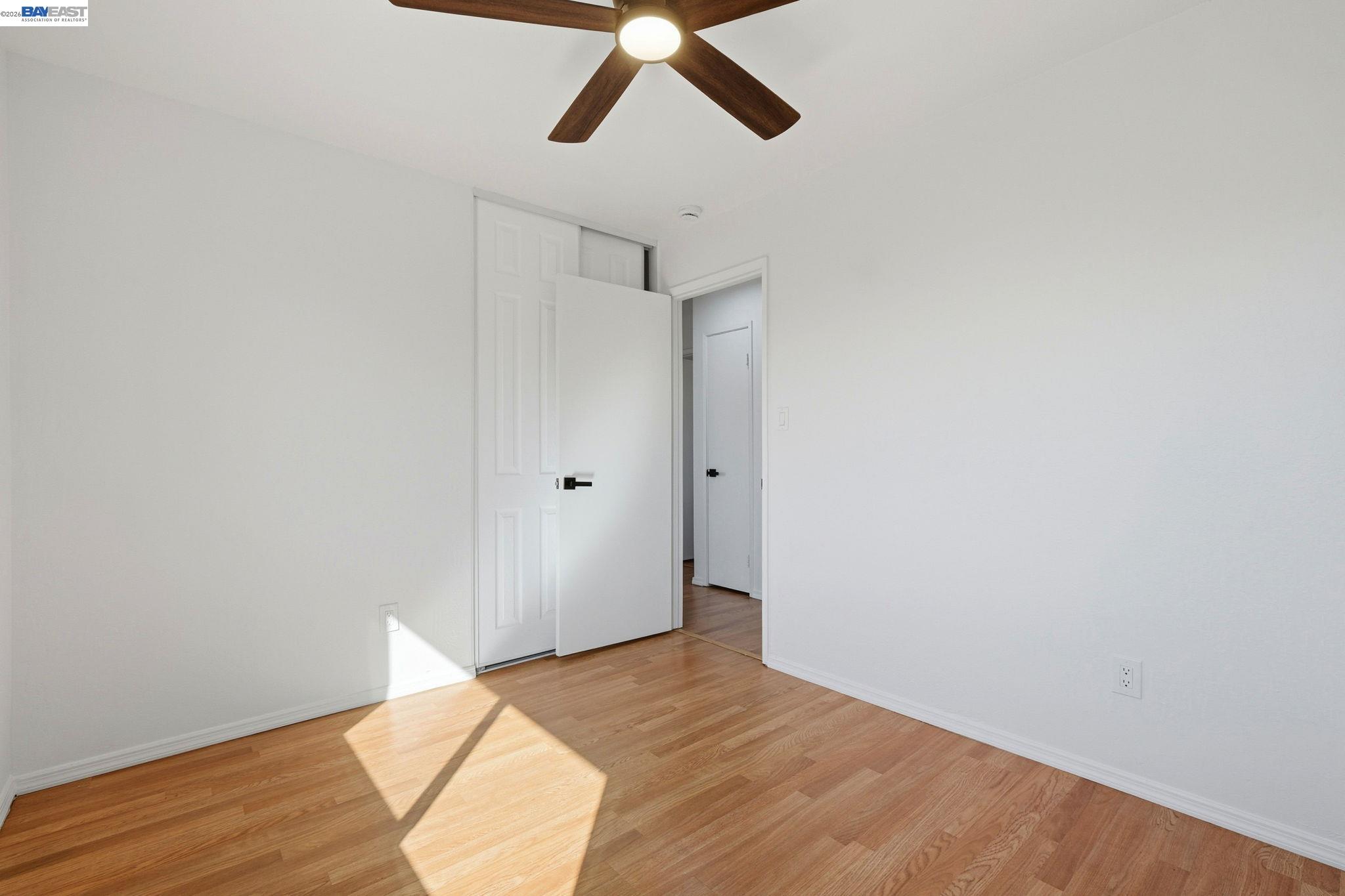 Detail Gallery Image 12 of 26 For 3861 Cosmic Pl, Fremont,  CA 94538 - 4 Beds | 2/1 Baths