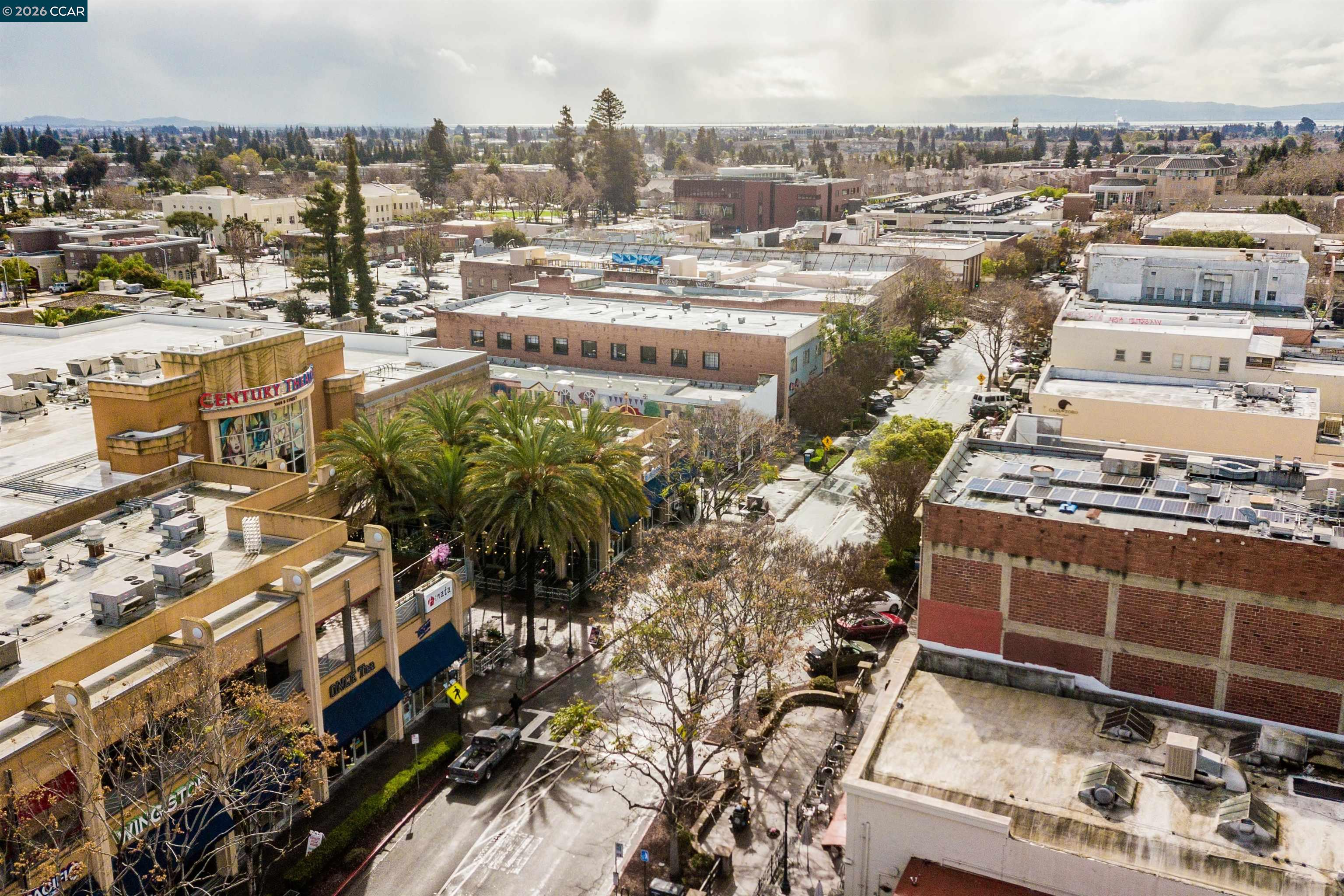 Detail Gallery Image 2 of 38 For 1315 a St #206,  Hayward,  CA 94541 - 2 Beds | 2 Baths