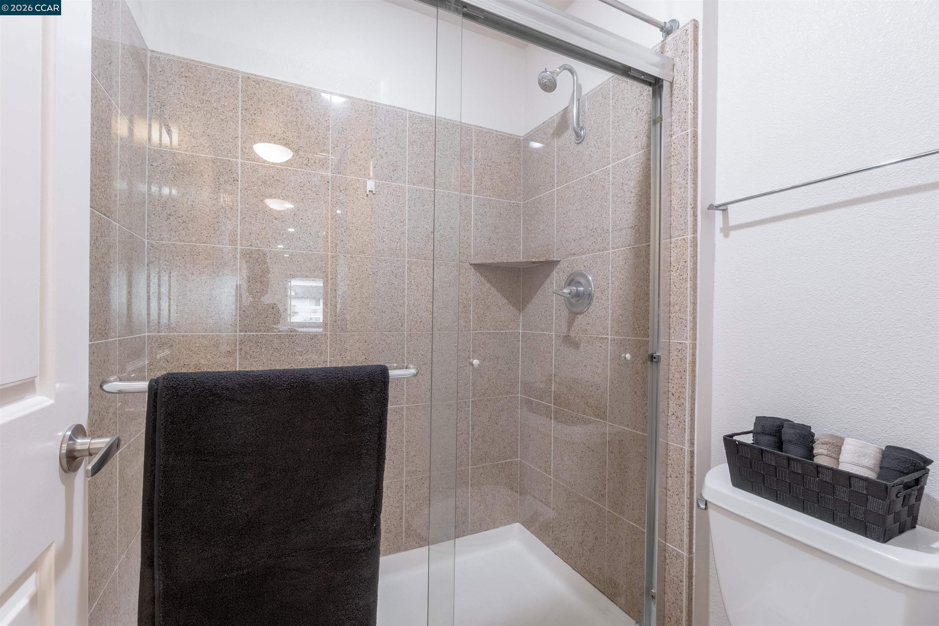 Detail Gallery Image 24 of 38 For 1315 a St #206,  Hayward,  CA 94541 - 2 Beds | 2 Baths