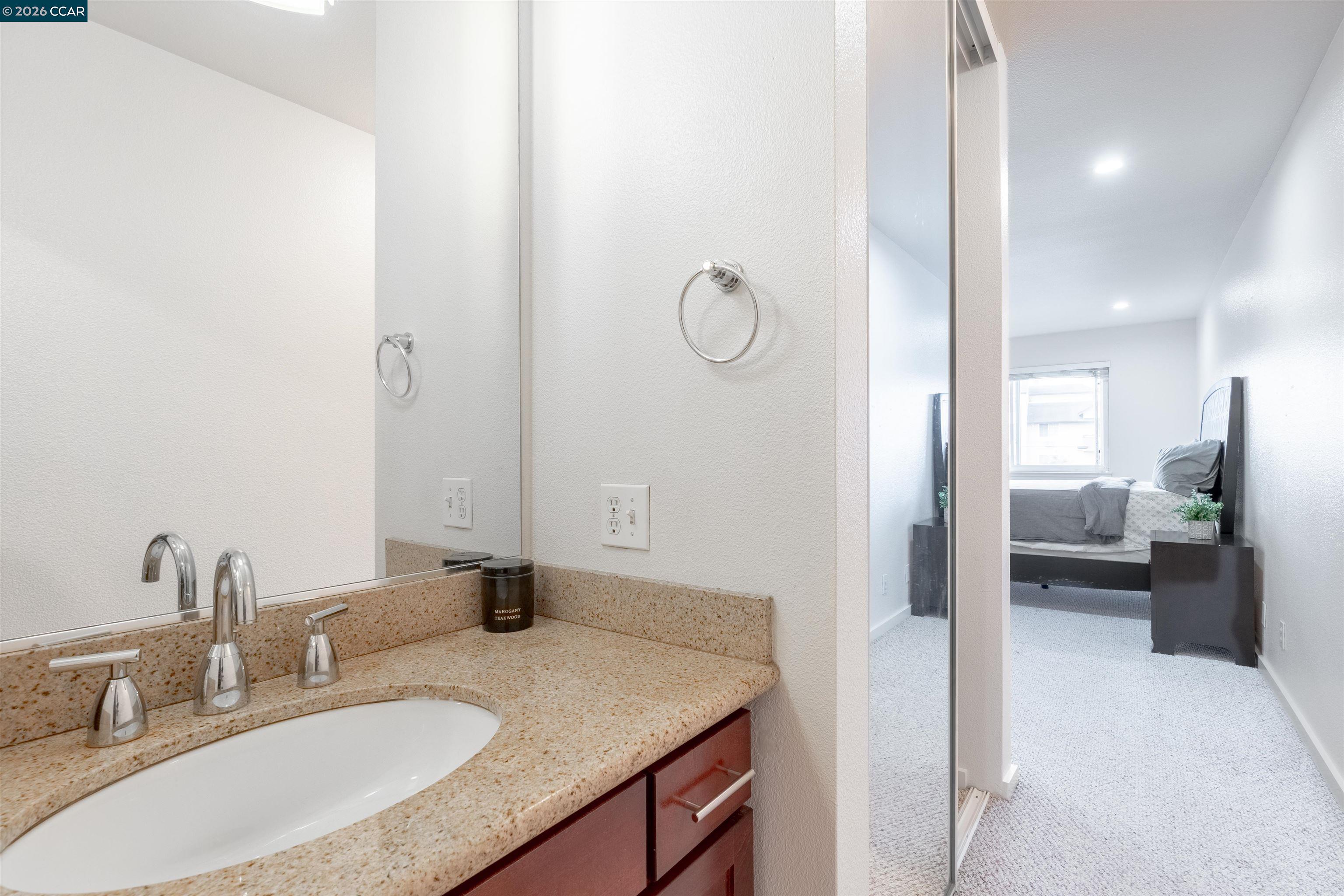 Detail Gallery Image 25 of 38 For 1315 a St #206,  Hayward,  CA 94541 - 2 Beds | 2 Baths