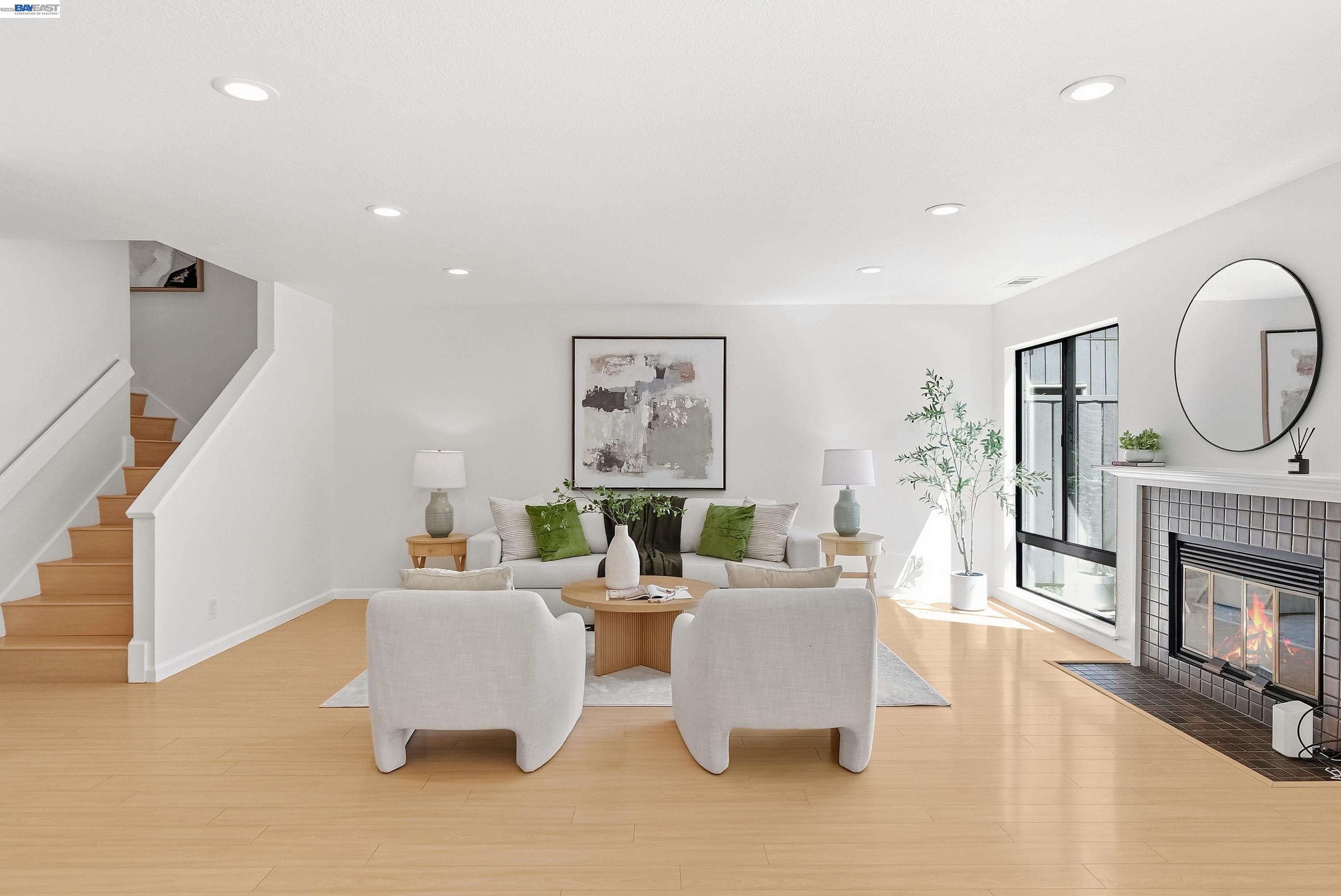 Photo #3: 41130605 Listing: Photo #3