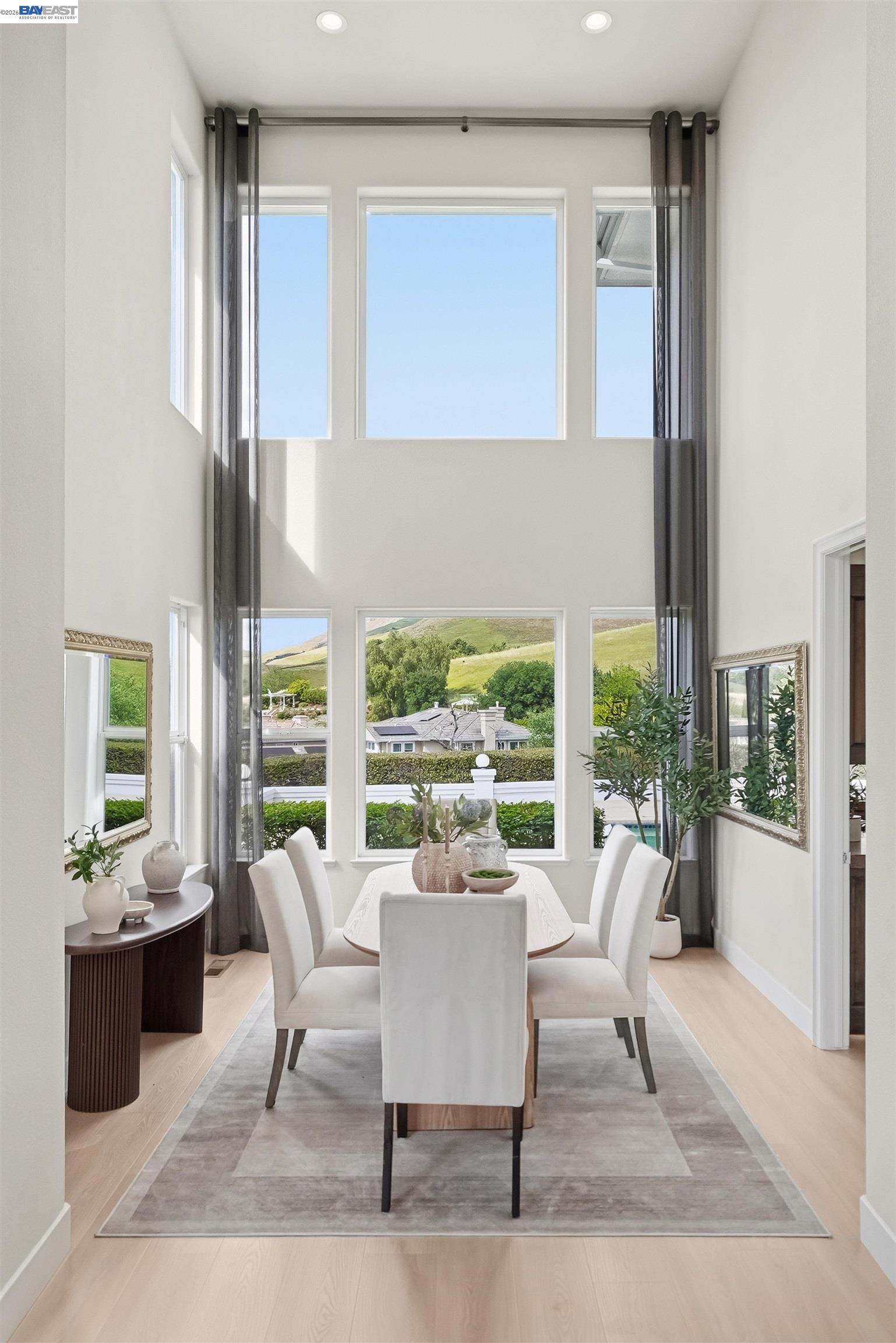 Detail Gallery Image 14 of 70 For 47652 Avalon Heights Ter, Fremont,  CA 94539 - 4 Beds | 3/1 Baths