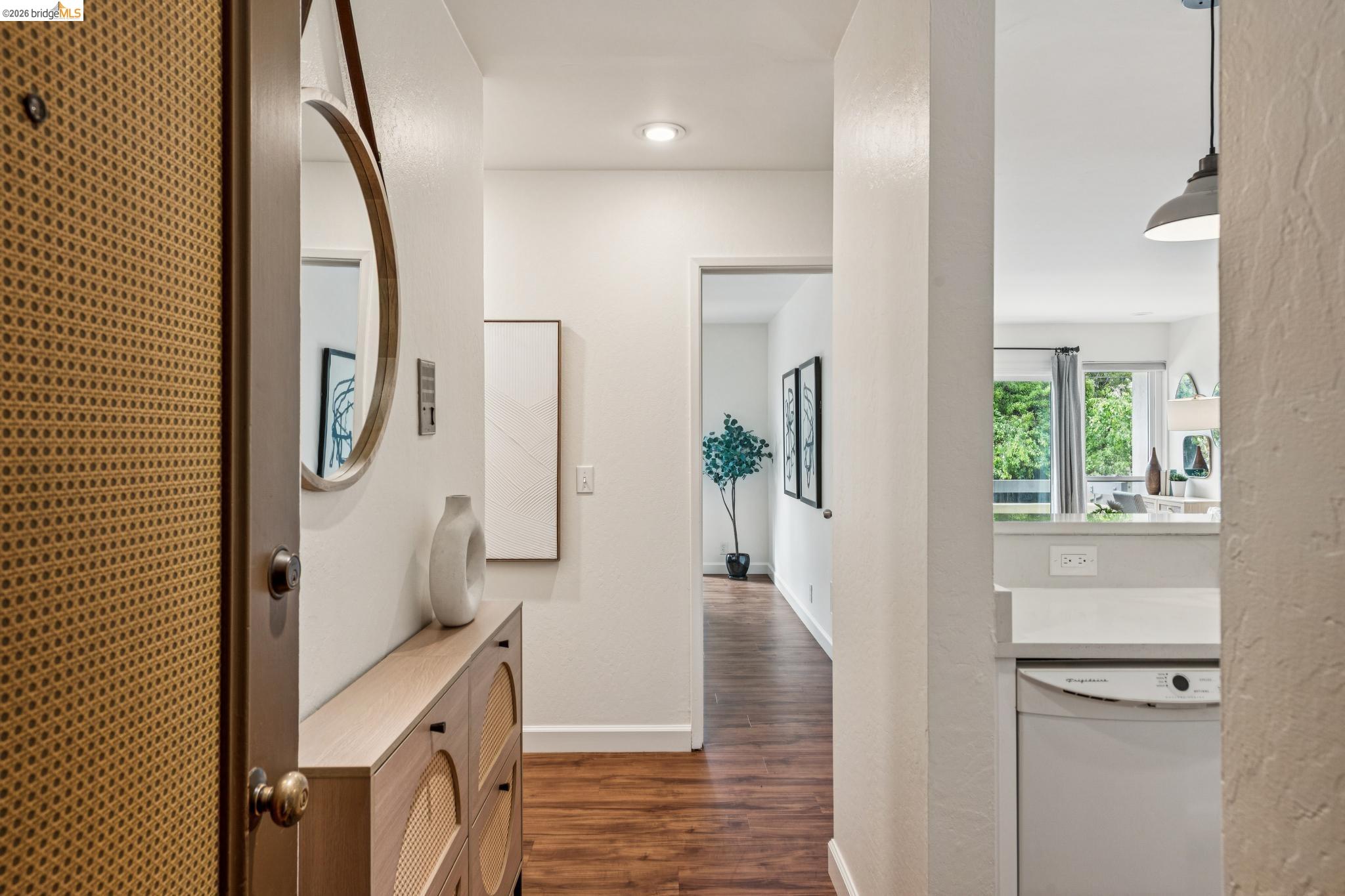 651 Oakland Ave UNIT 1F, Oakland, CA, 94611